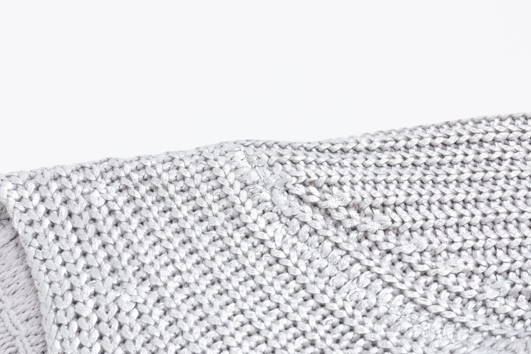 Knitted sweater LIGHT GREY stitches distorted