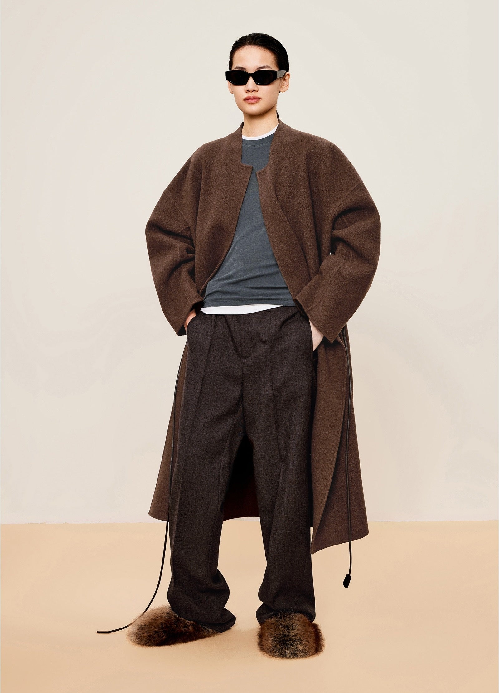 Damen lockere Anzug Wollhose mit Bügelfalte Braun LESS