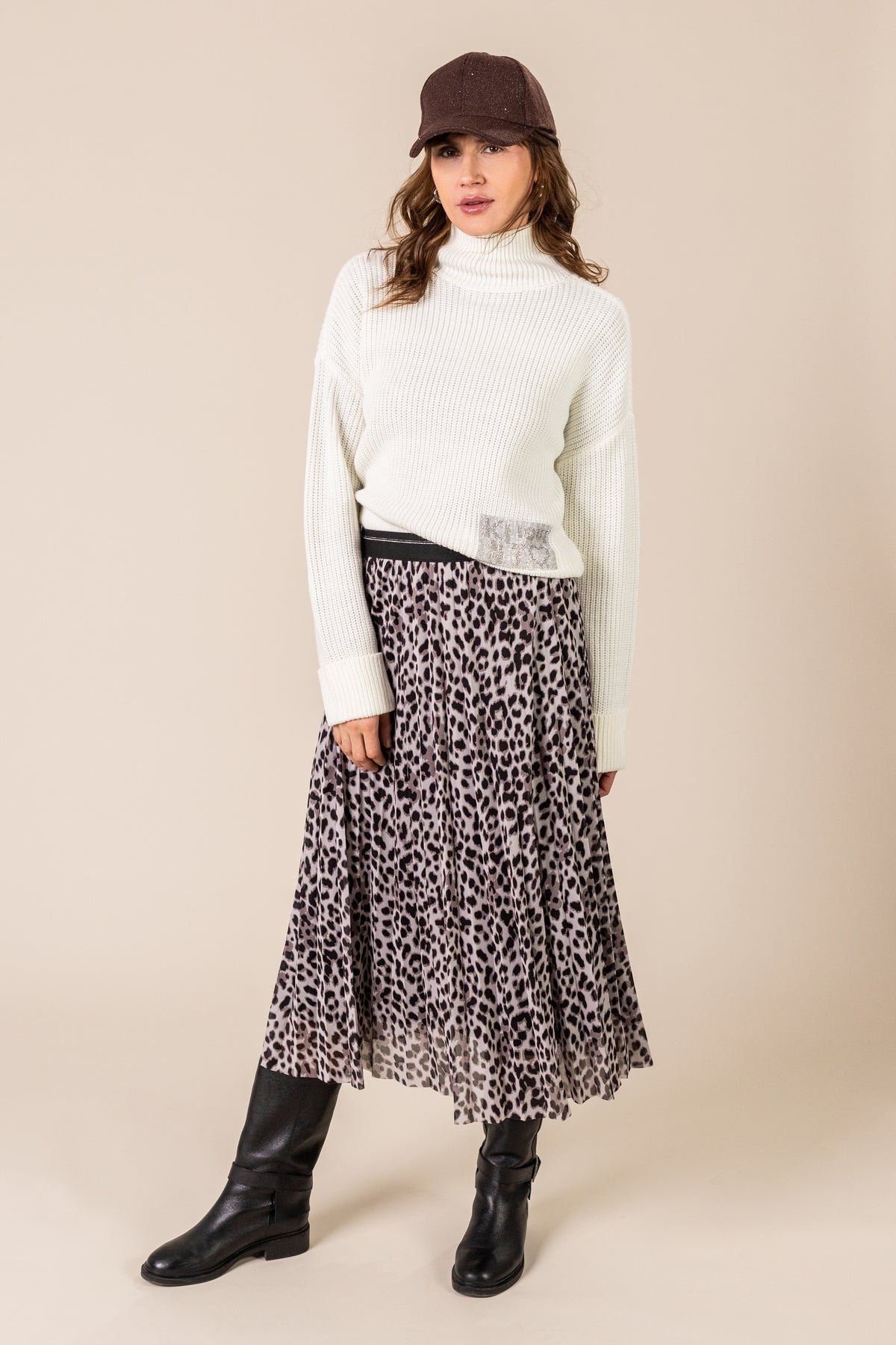 Women's Chunky-Knit Turtleneck Sweater with Merino Wool and Shimmer Detail