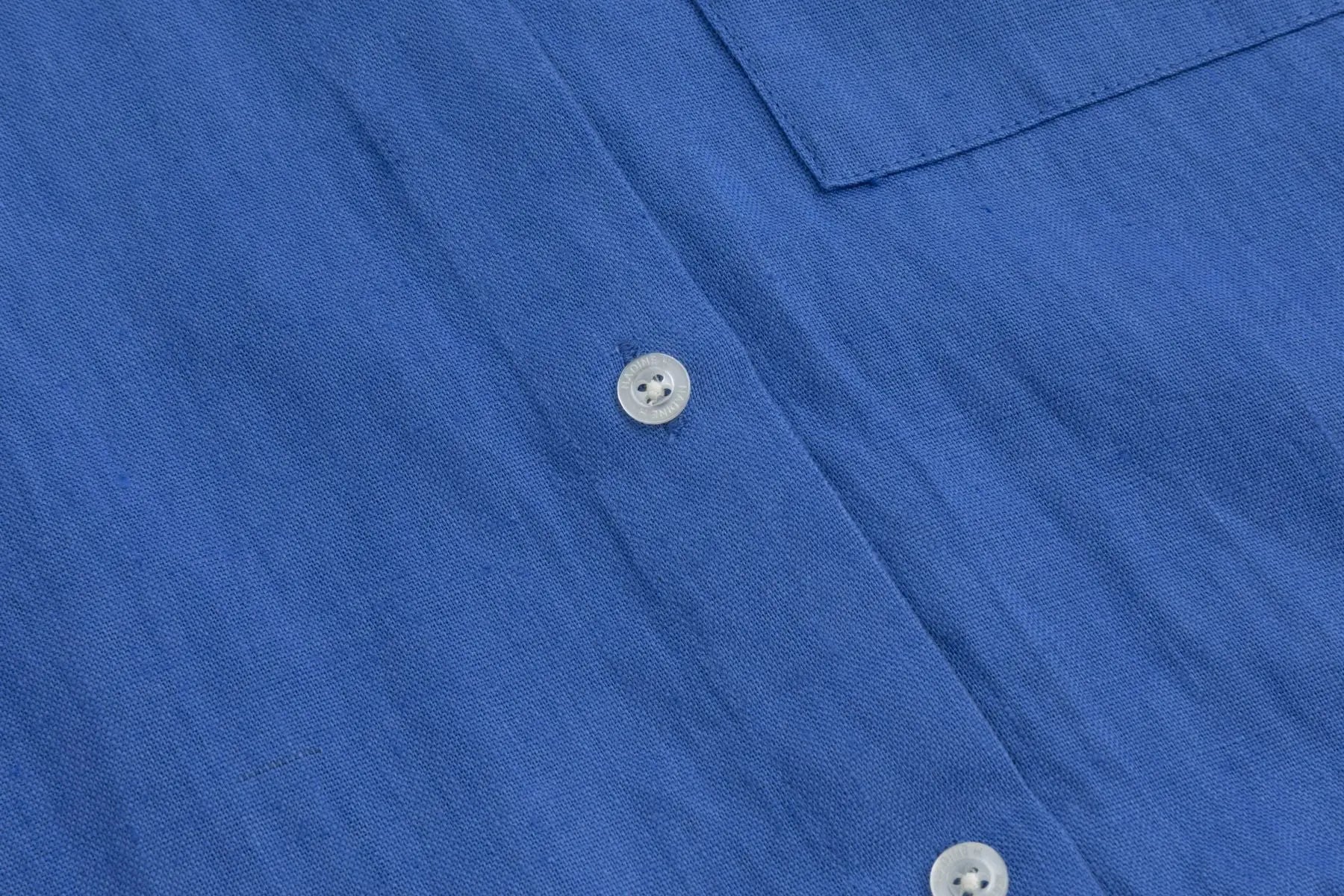 Nadine H Leinenkleid mit elegantem Kragen und Knopfleiste in ROYAL Nadine H