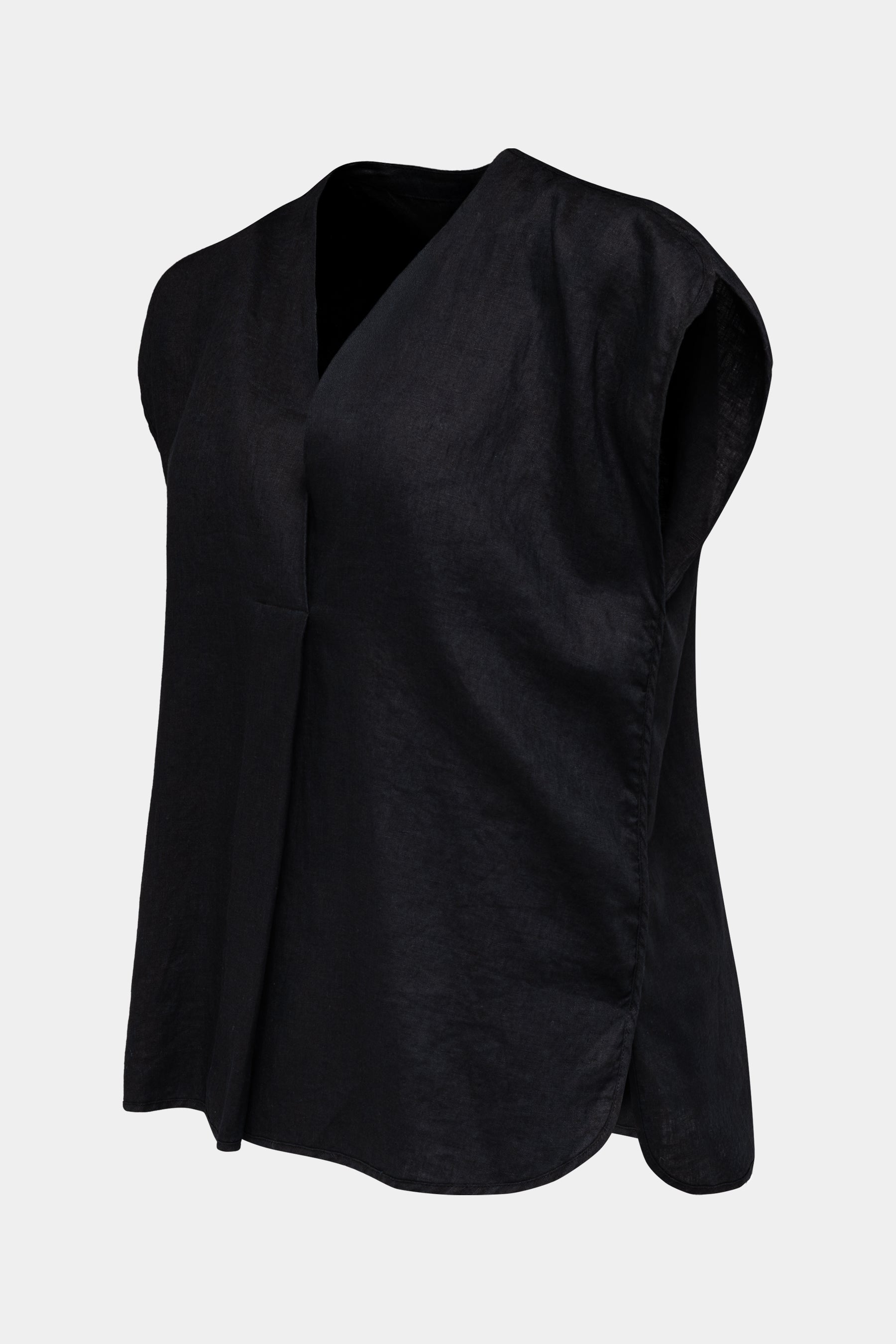 Nadine H ärmellose Leinenbluse mit V-Ausschnitt in Black Nadine H