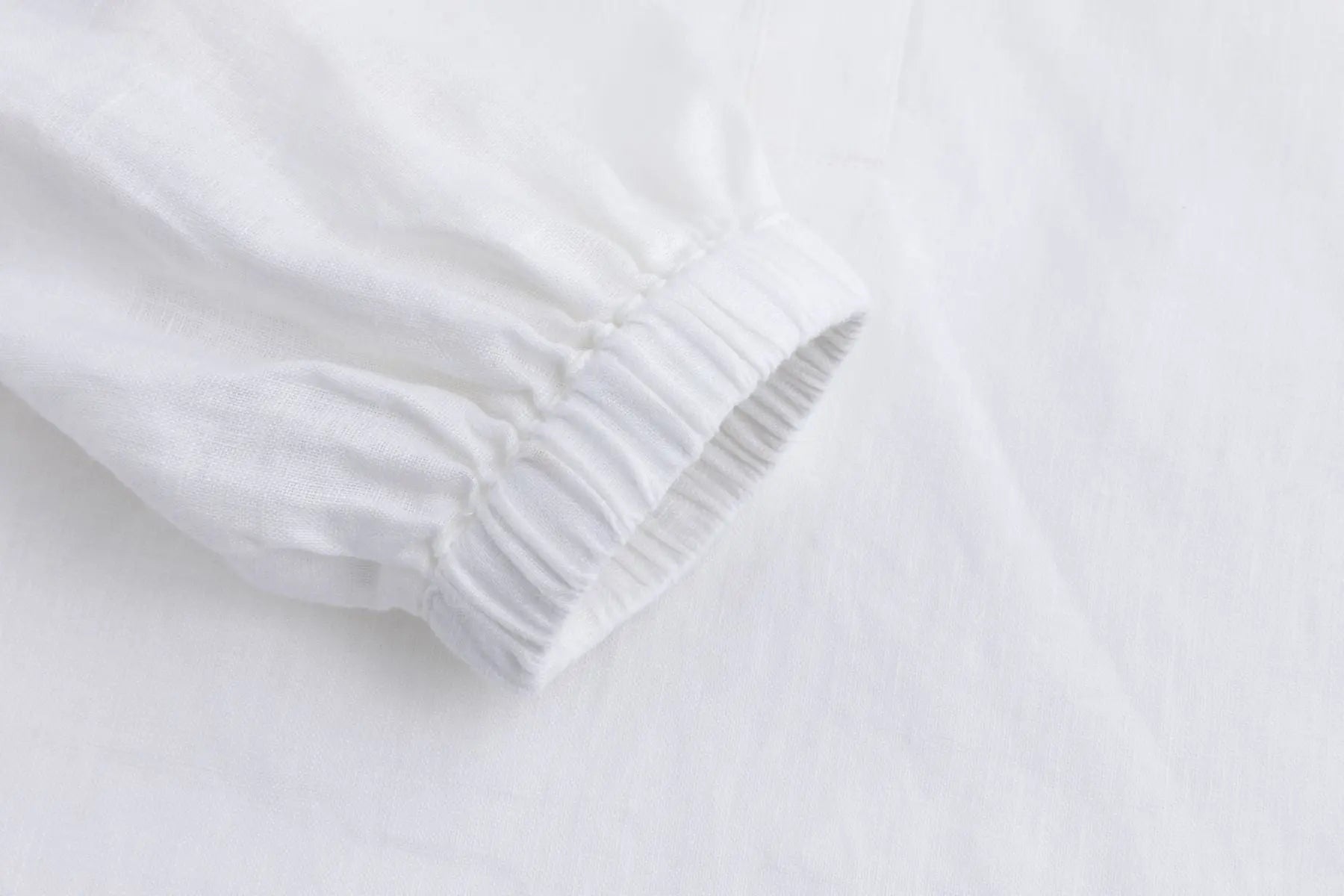 Nadine H luftige Leinenbluse mit leicht gerafften Ärmeln in WHITE Nadine H