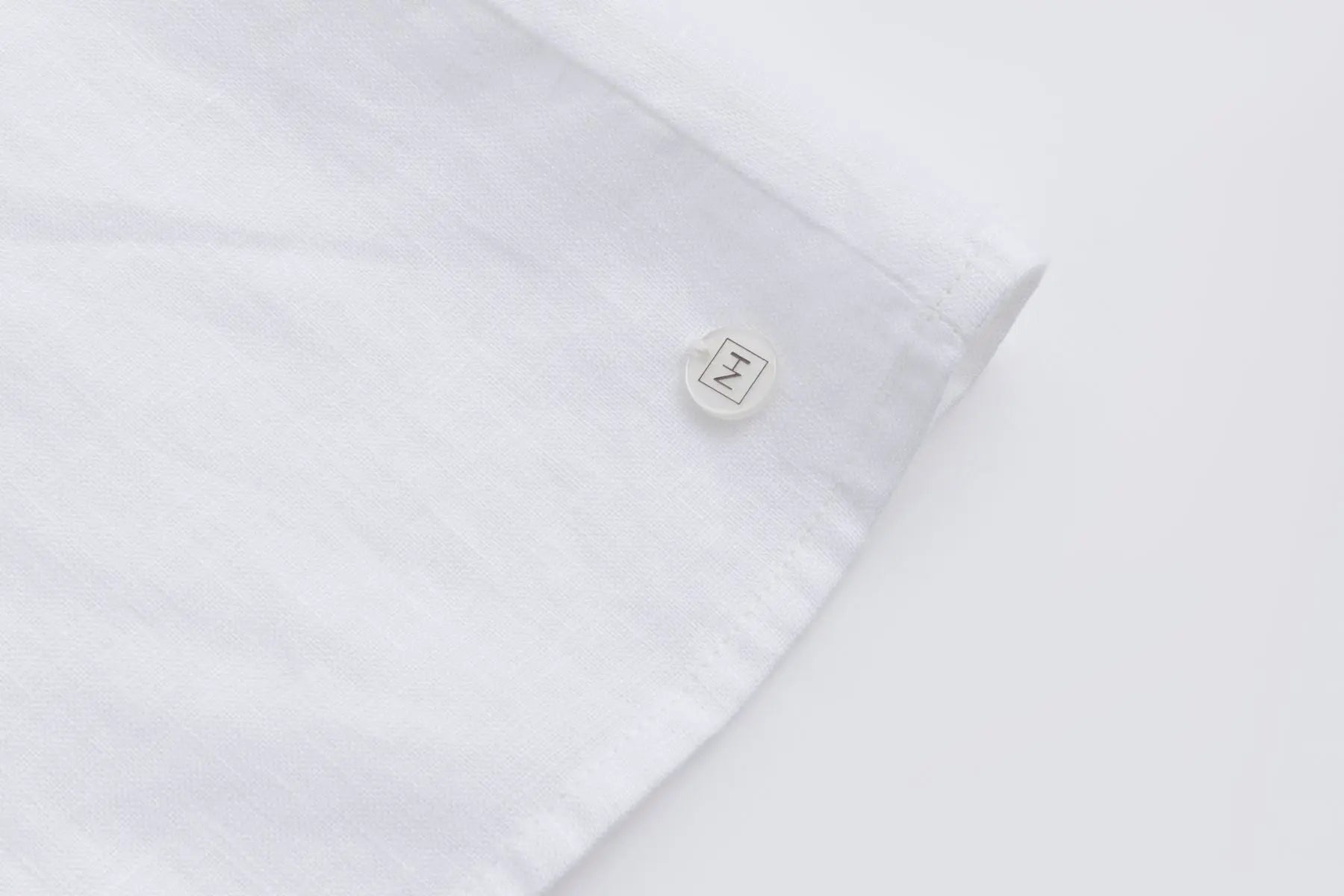 Nadine H luftige Leinenbluse mit leicht gerafften Ärmeln in WHITE Nadine H