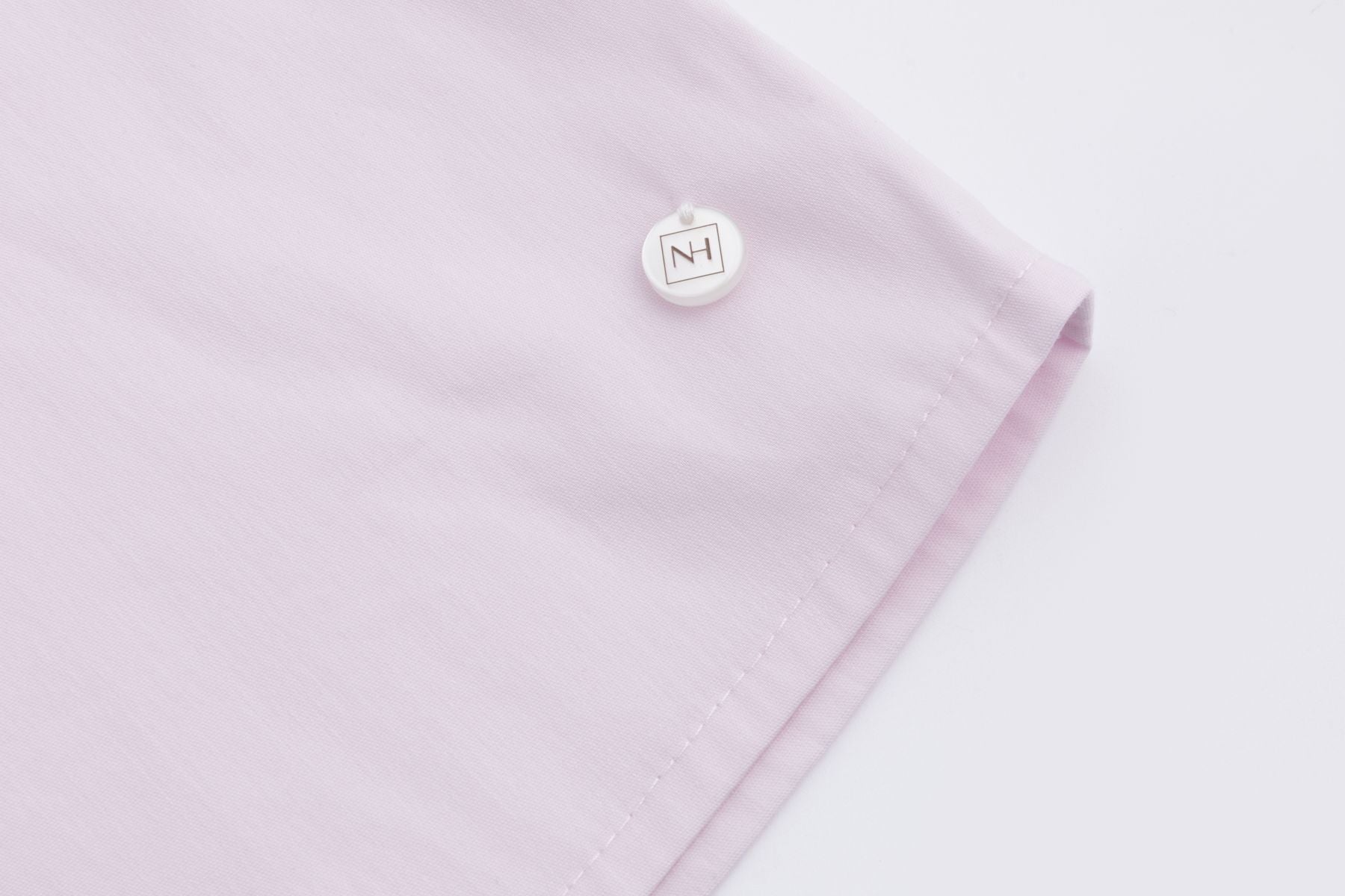 Nadine H Baumwoll-Bluse mit V-Ausschnitt und leichten Puffärmeln in BLUSH Nadine H