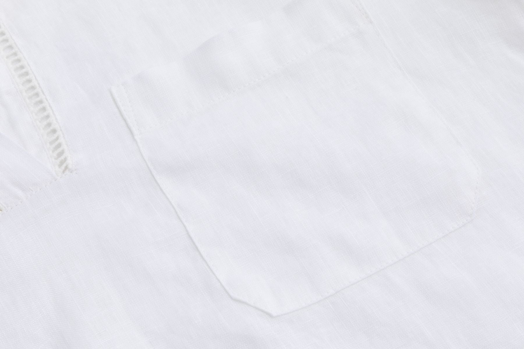 Nadine H Leinenbluse mit V-Ausschnitt und feiner Lochstickerei in WHITE Nadine H