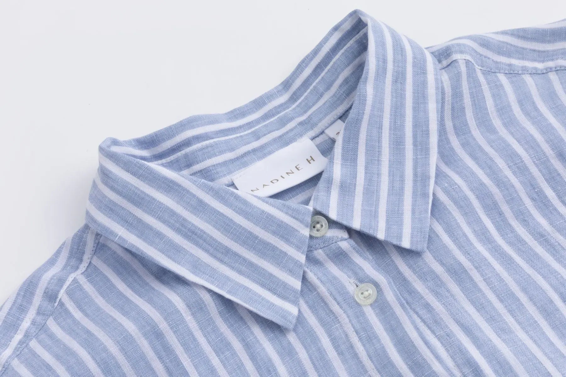 Nadine H gestreifte Leinenbluse mit Kragen und verdeckter Knopfleiste in JEANS BLUE Nadine H