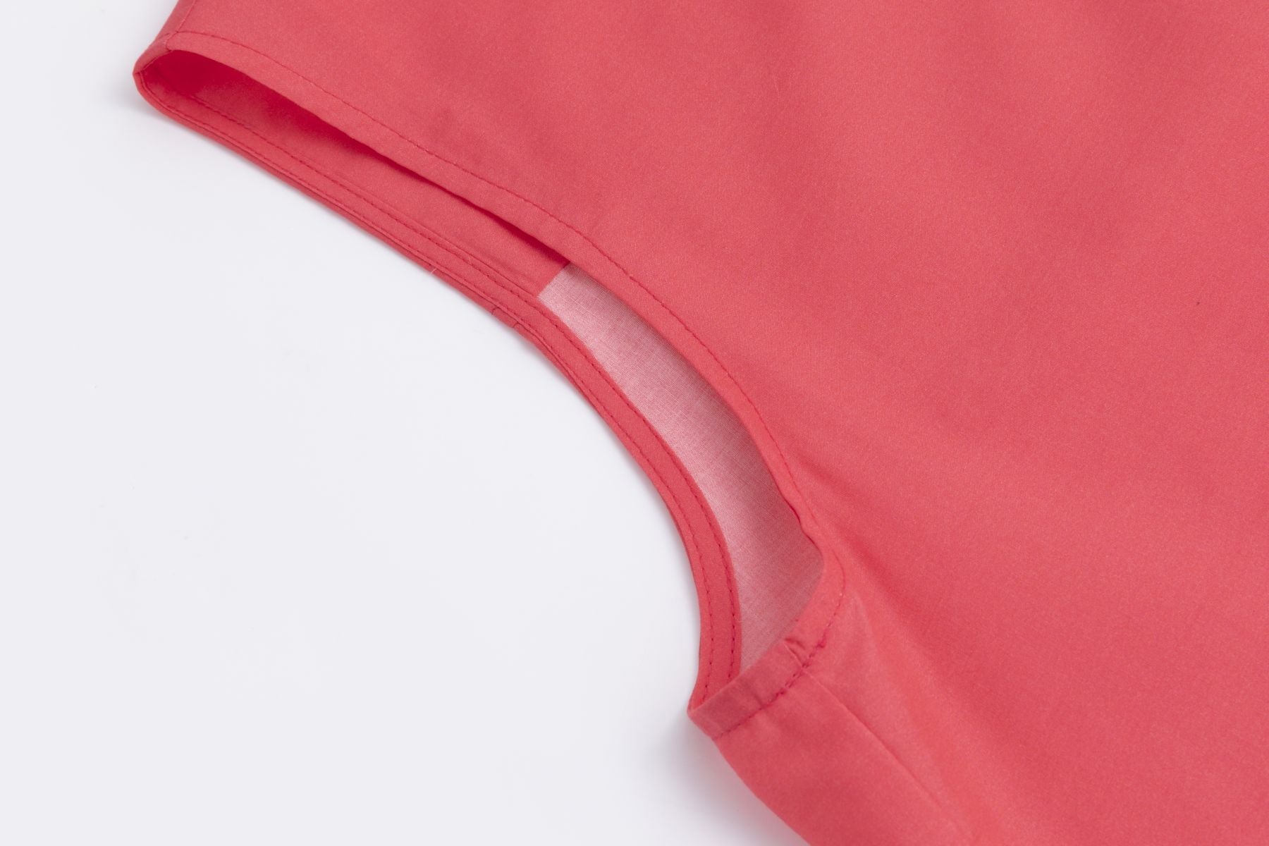 Nadine H Ärmellose Bluse - LIGHT RED PRINT