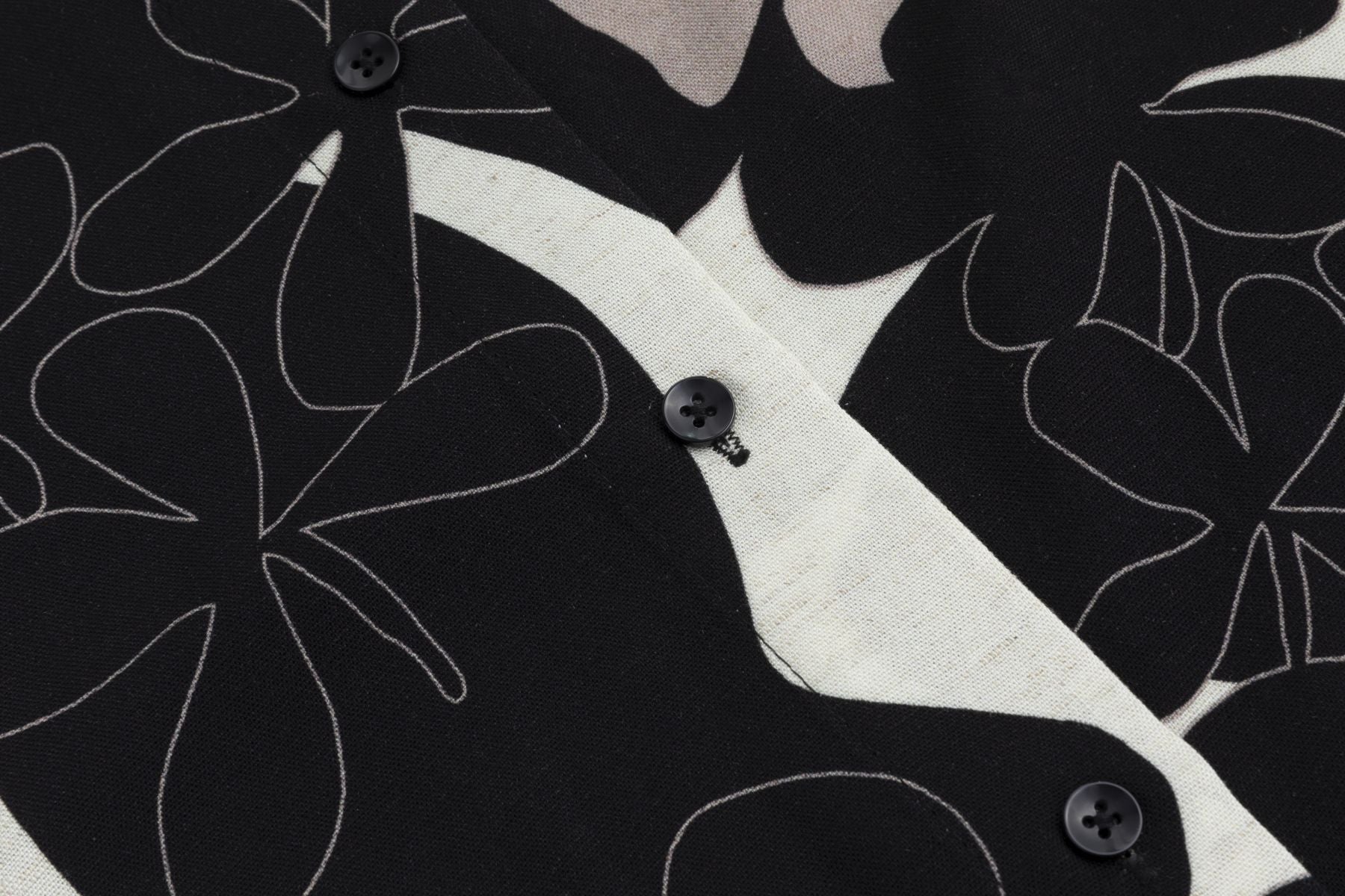 Nadine H Hemdkleid mit Blumenprint und 3D-Blumen/Rüschen am Ärmel - BLACK/WHITE Nadine H