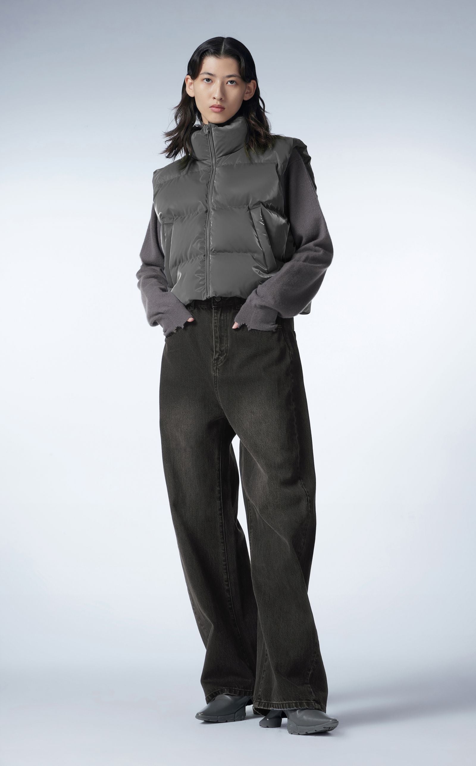 Daunenweste ASPHALT JNBY