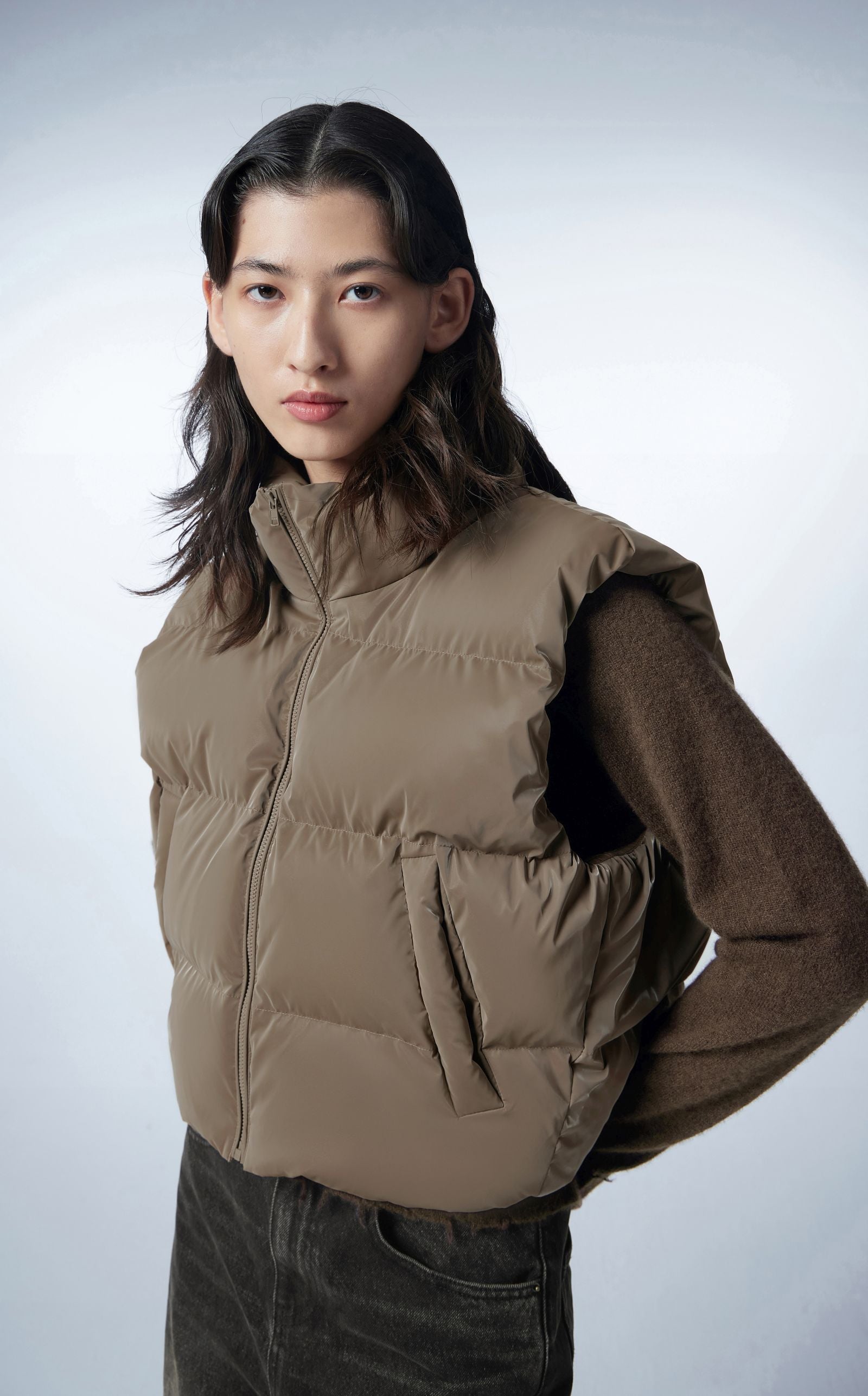 Daunenweste BROWN JNBY