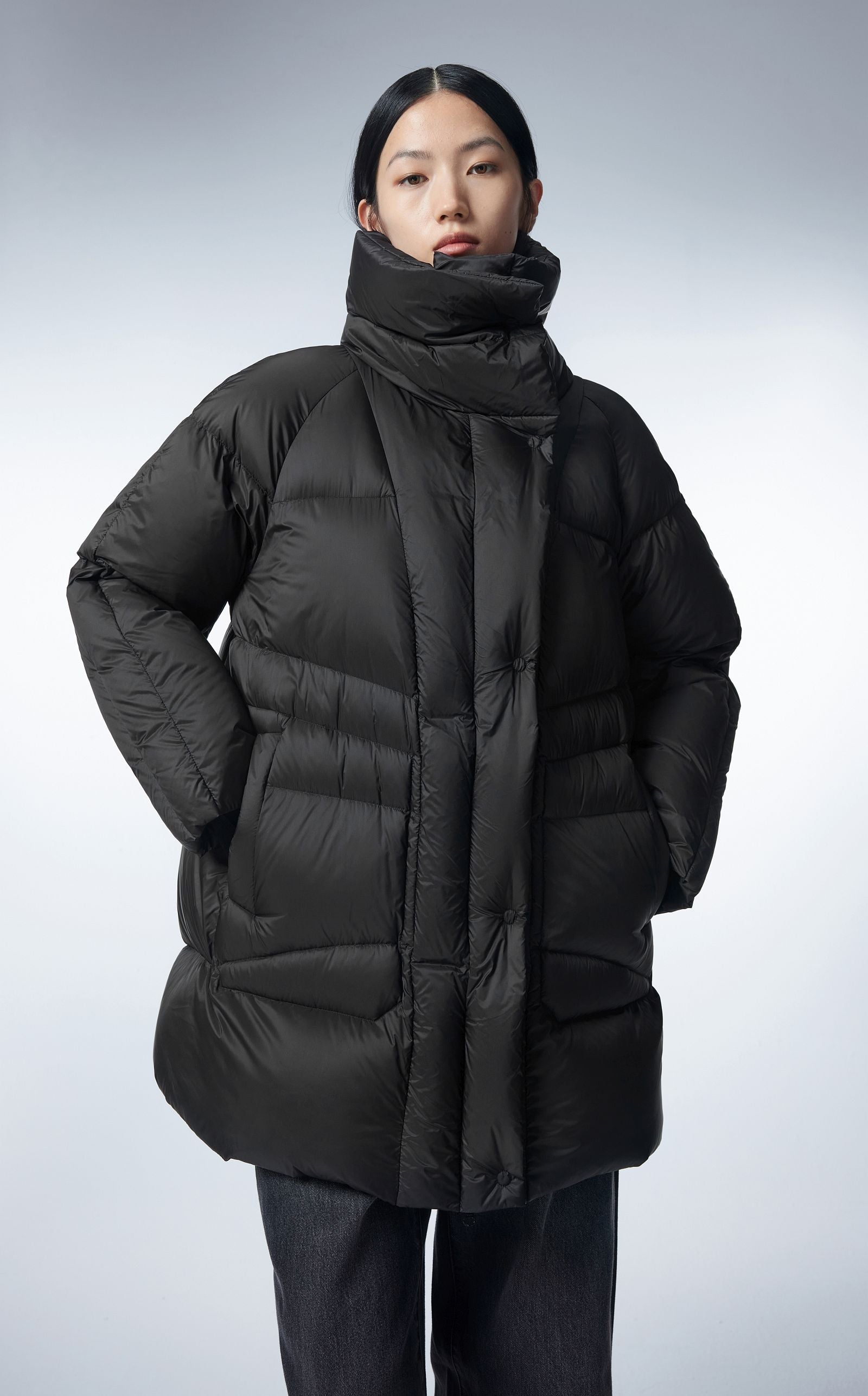 Down coat BLACK