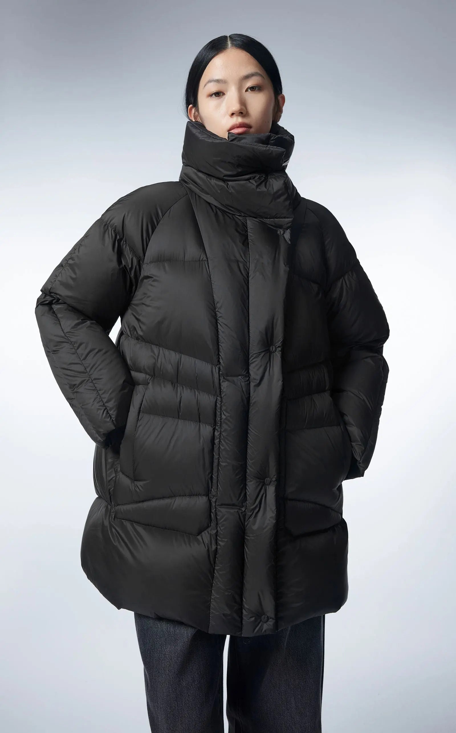 Daunenmantel BLACK JNBY