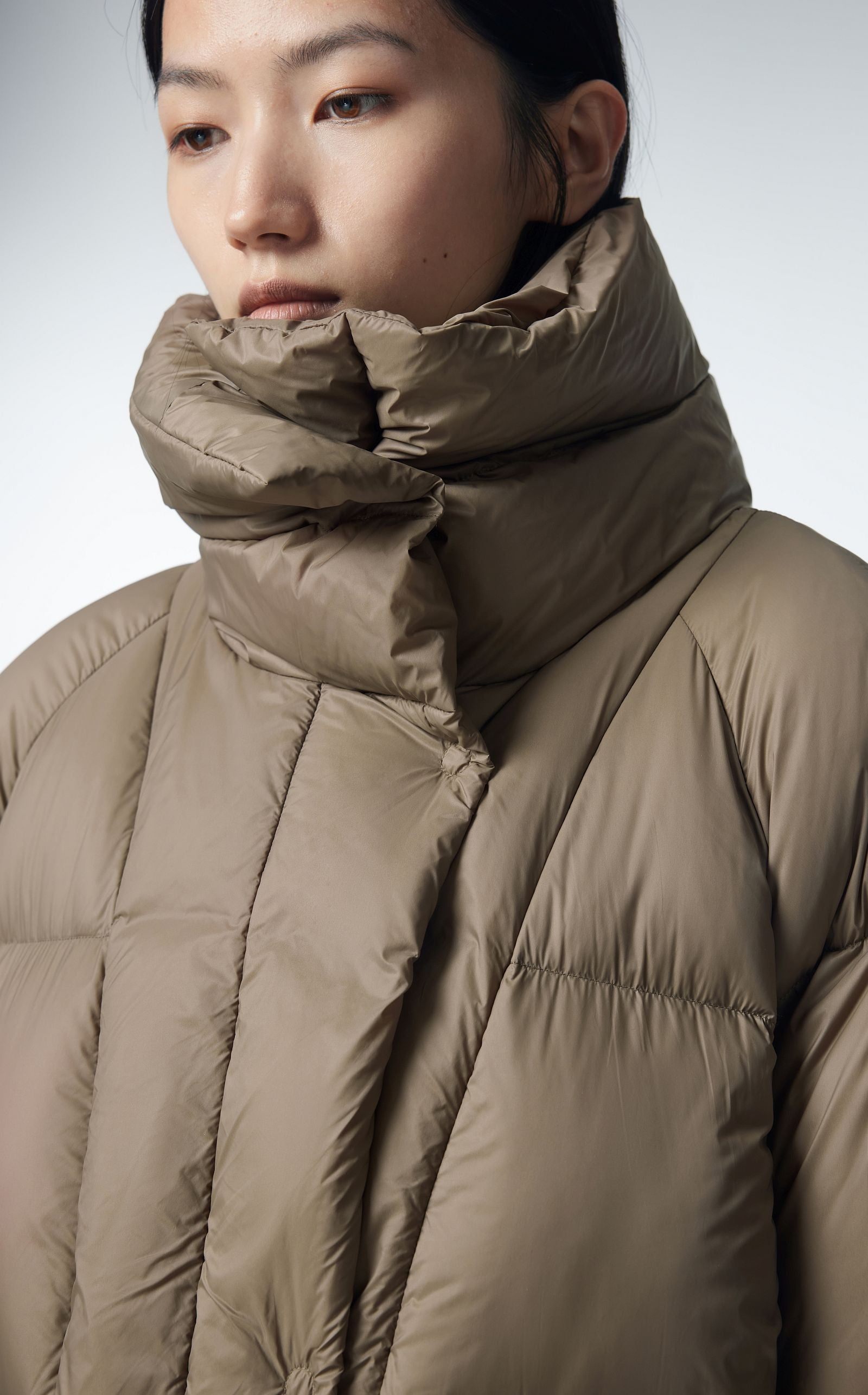 Daunenmantel BROWN JNBY