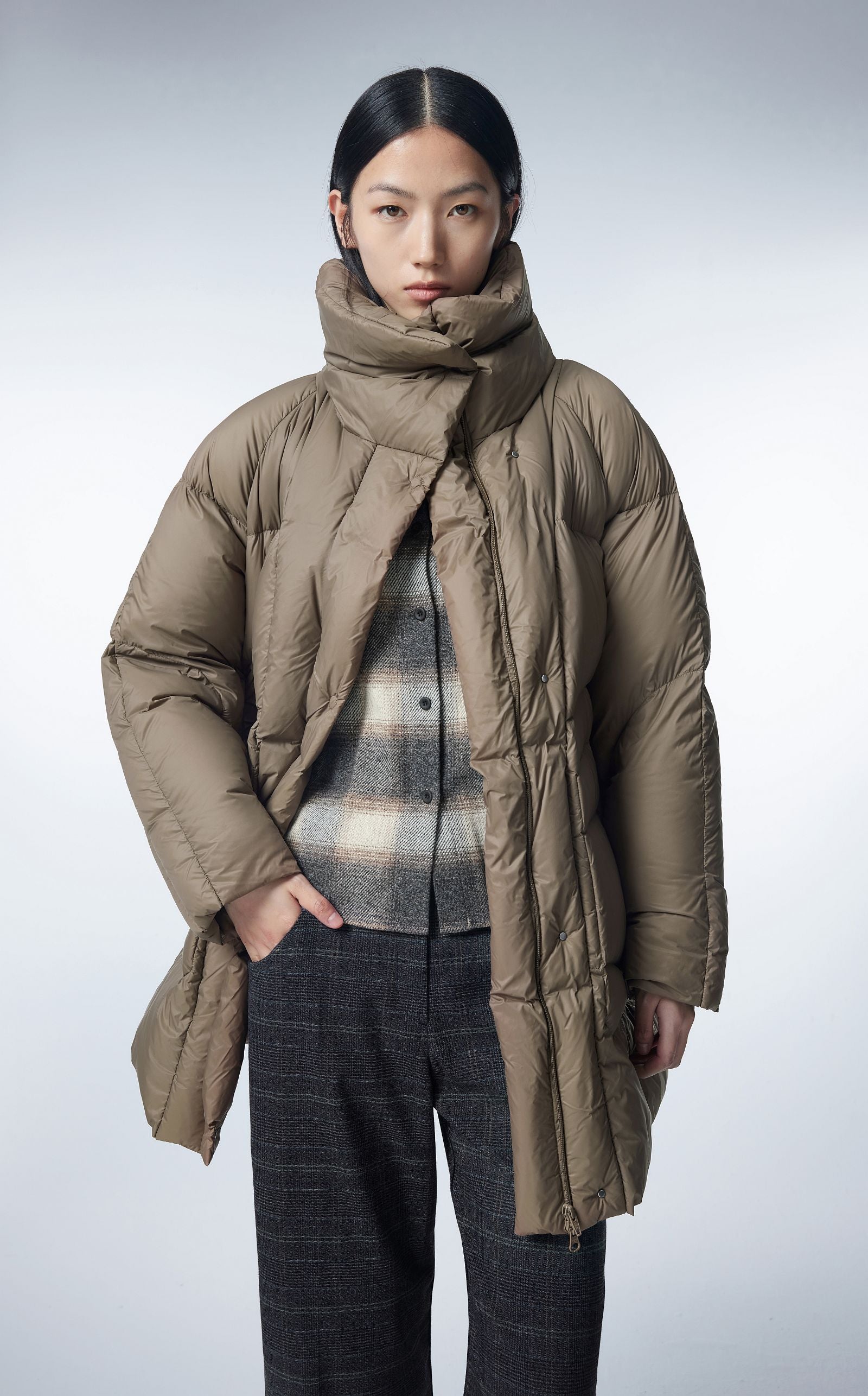 Daunenmantel BROWN JNBY