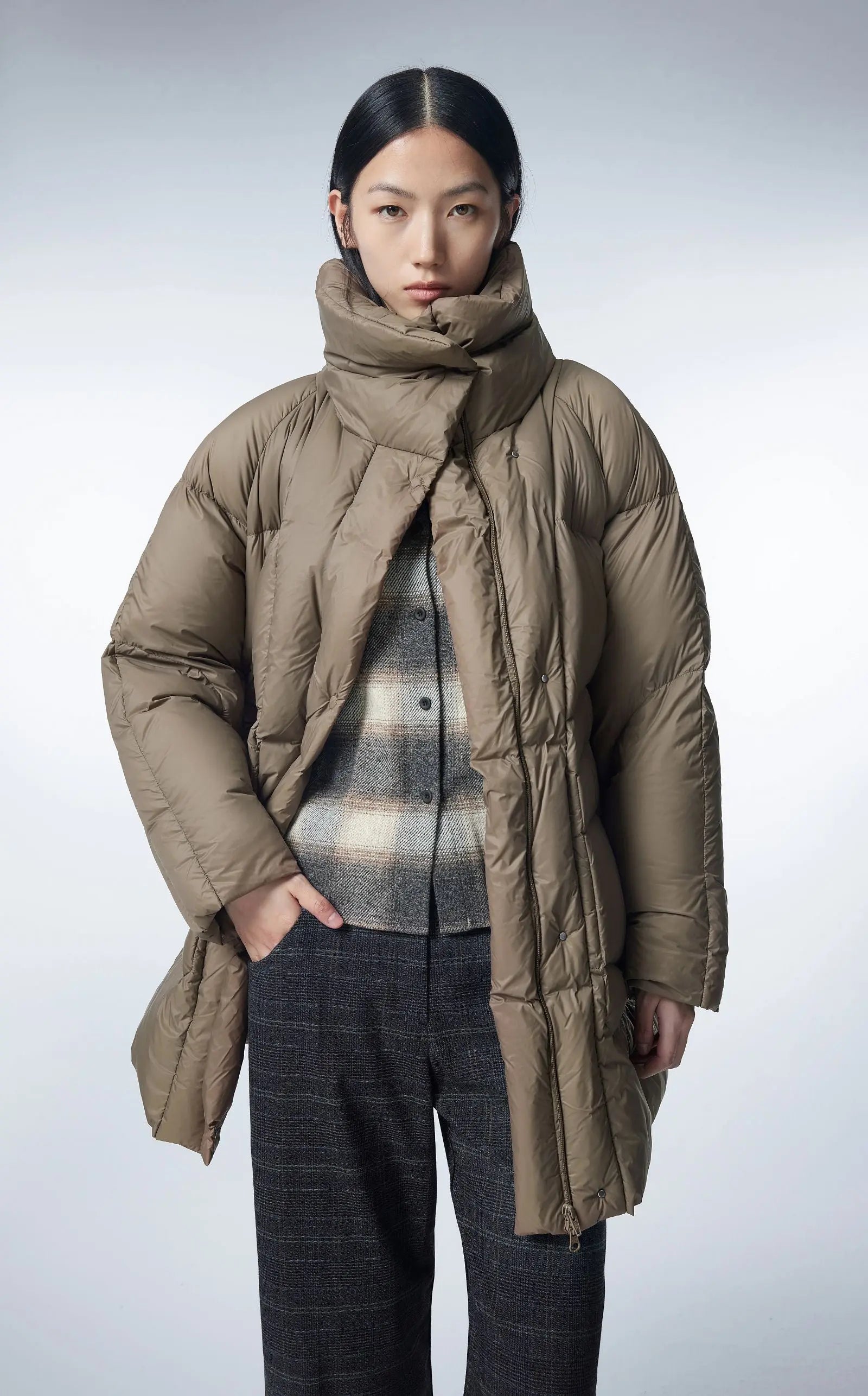 Daunenmantel BROWN JNBY