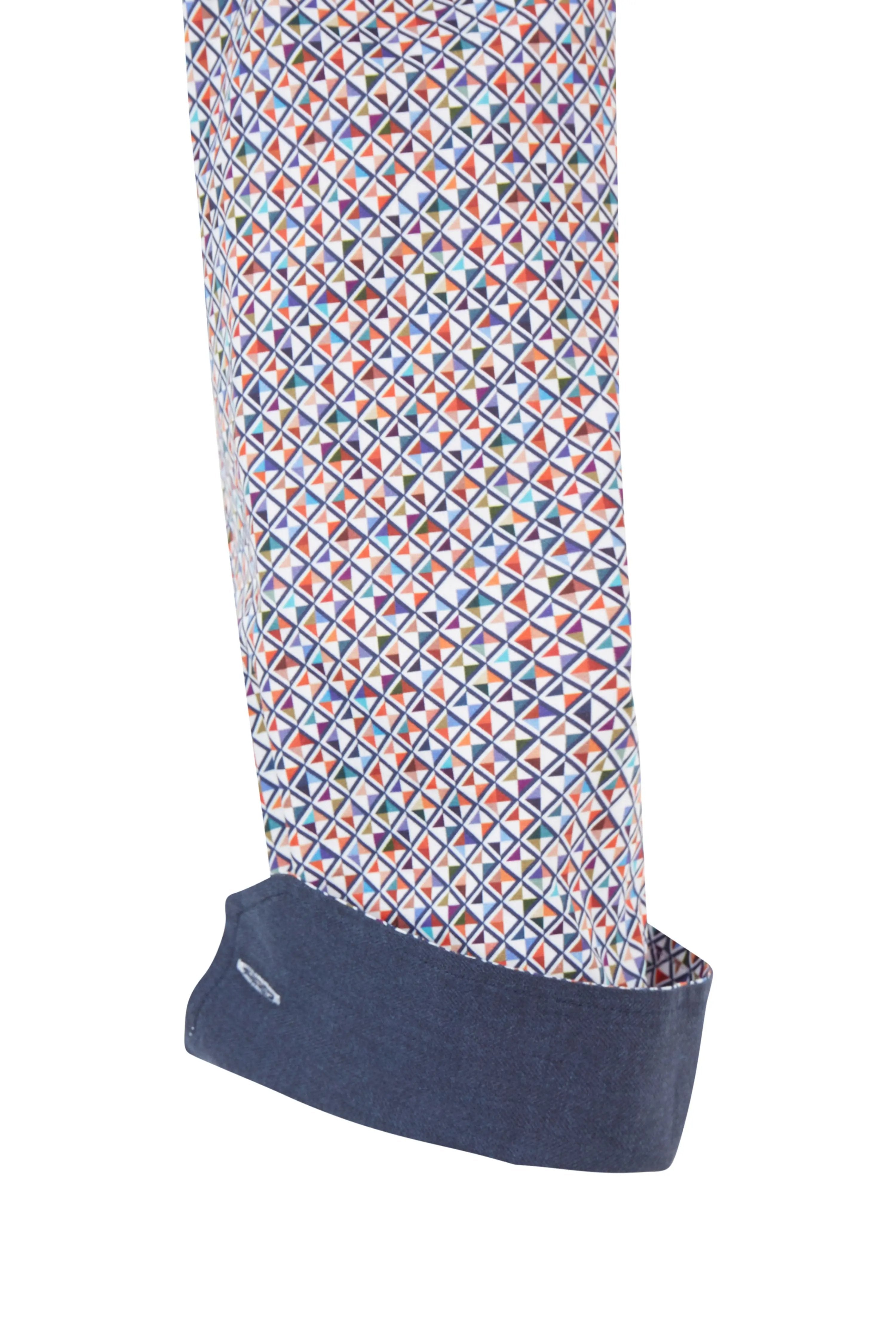 Haupt Popelin Modern Fit Langarm Herrenhemd mit geometrischem Muster in Off White Haupt