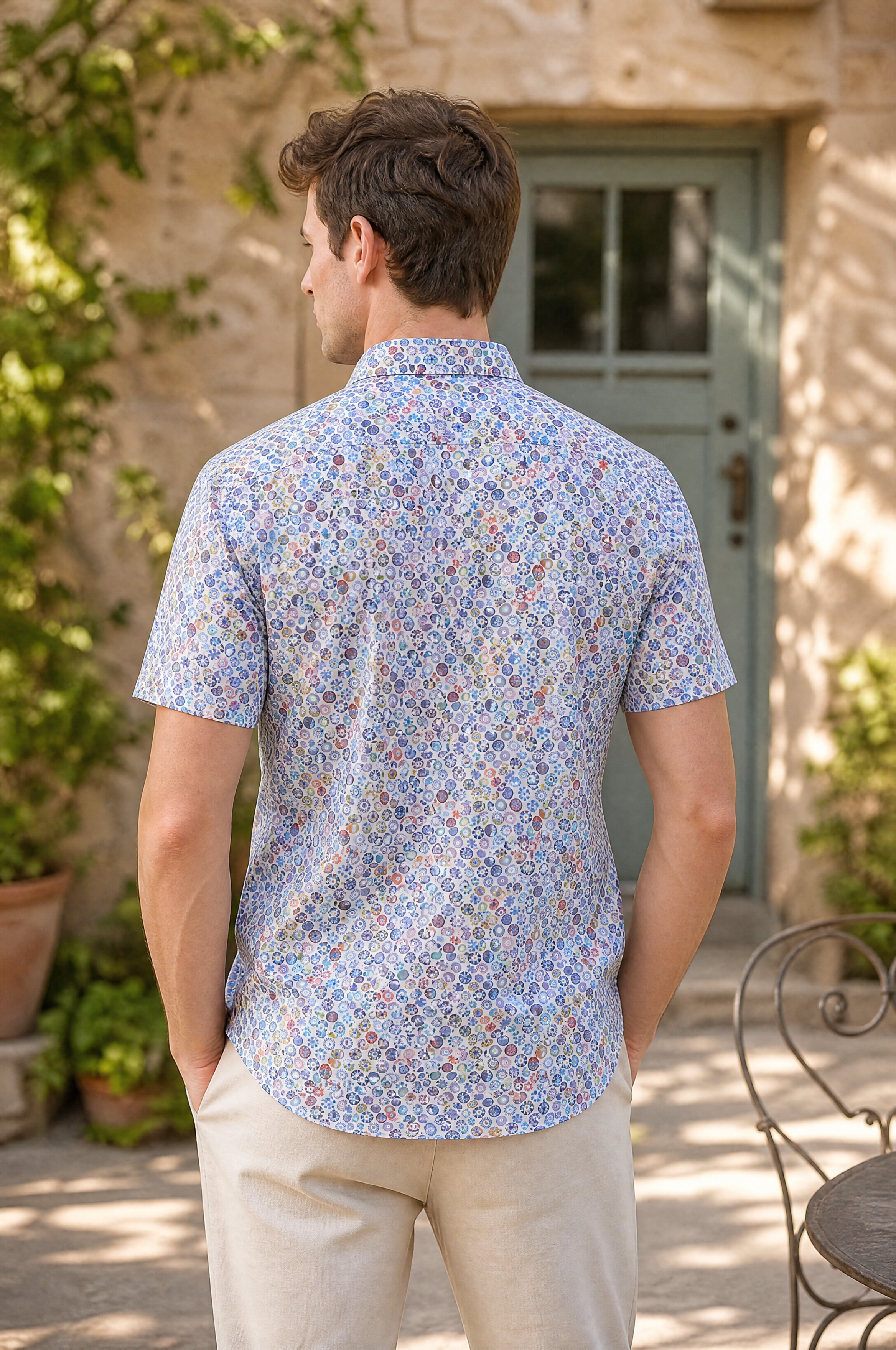 Modern Fit Kurzarm Baumwoll-Herrenhemd mit Allover Kreis Print Sommer