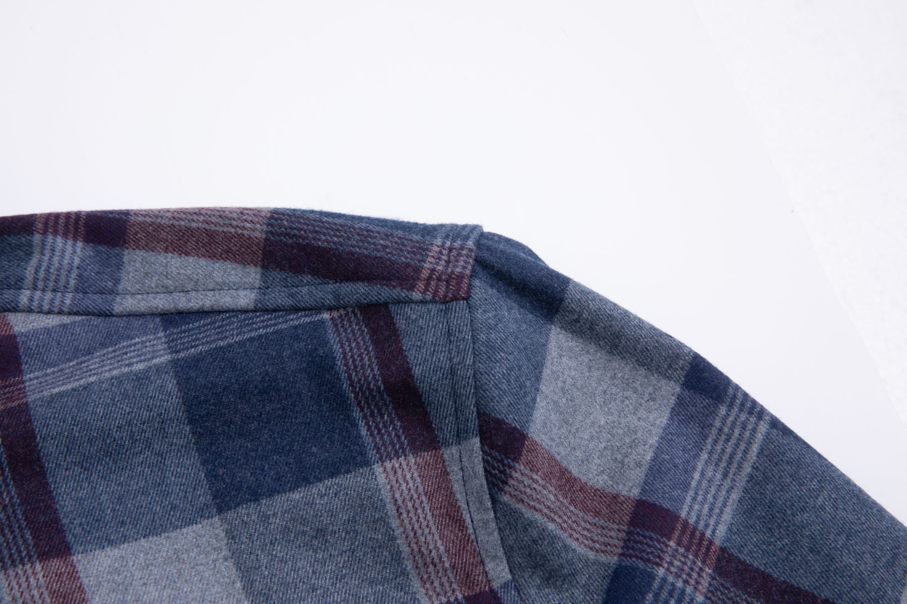Haupt Flanell Modern Fit Langarm Herrenhemd mit kariertem Muster Blau und Rot