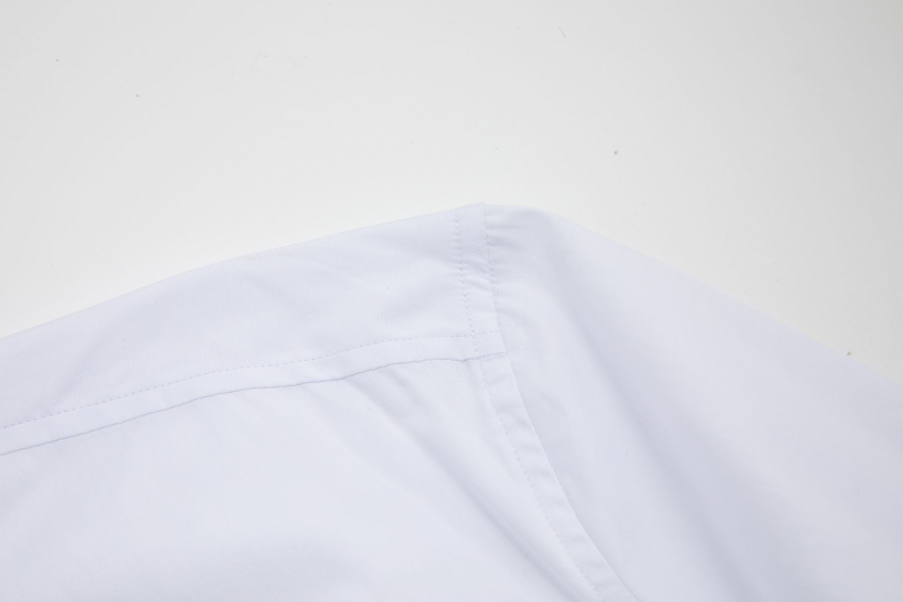 Haupt Modern Fit Langarm Herrenhemd White mit Kontrast Print in Red Haupt