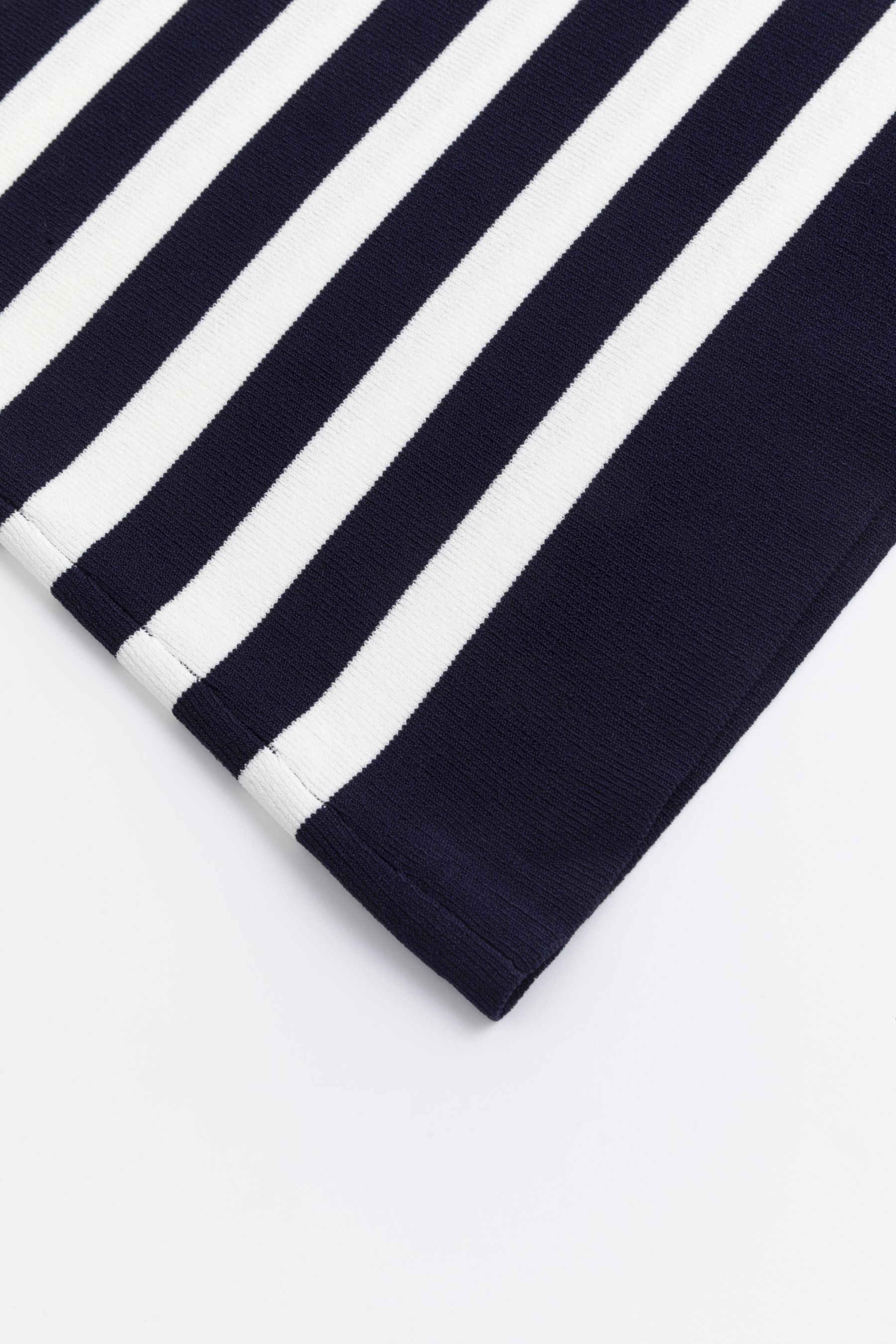 Cassis Streifenpullover mit maritimem Flair NAVY
