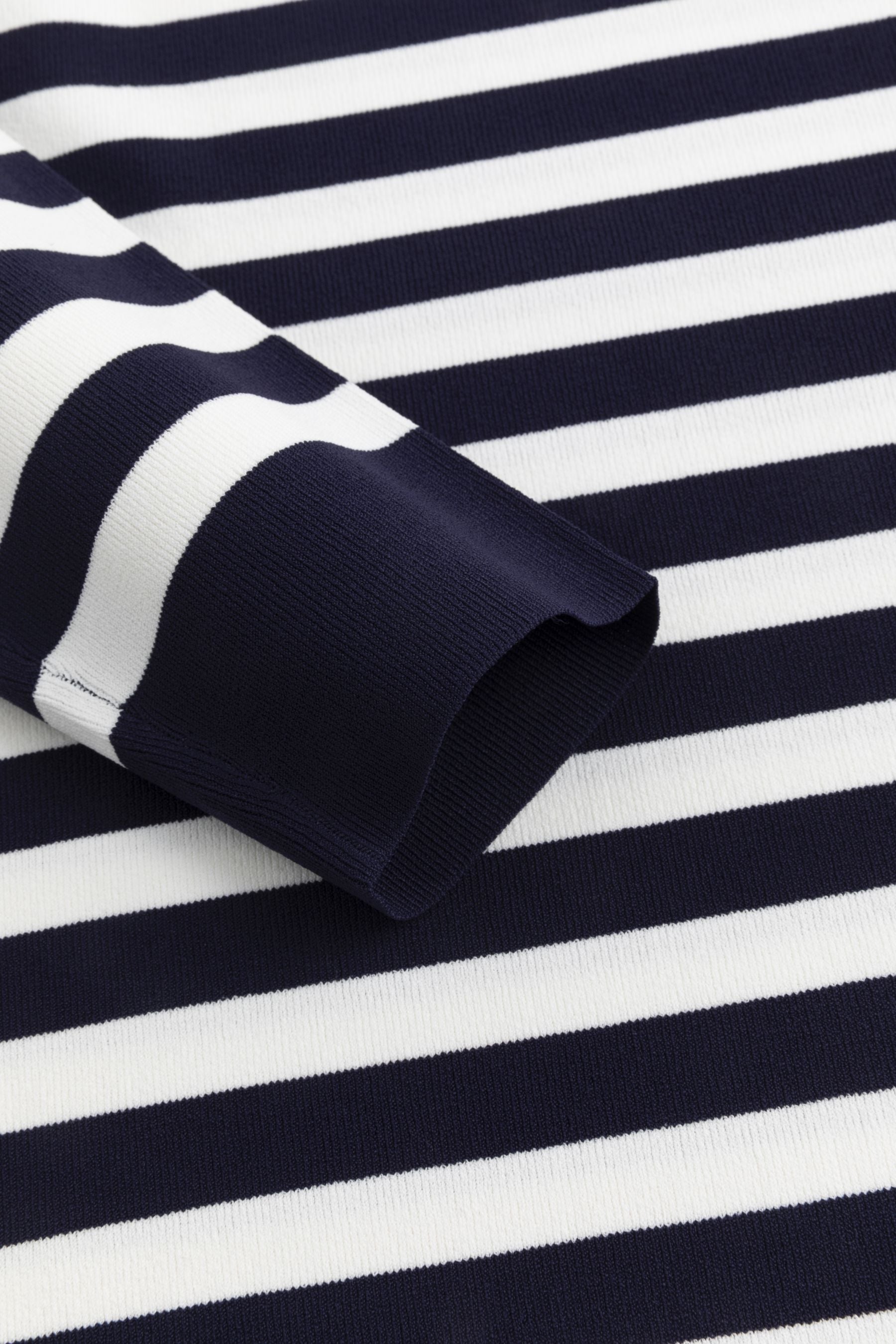 Cassis Streifenpullover mit maritimem Flair NAVY