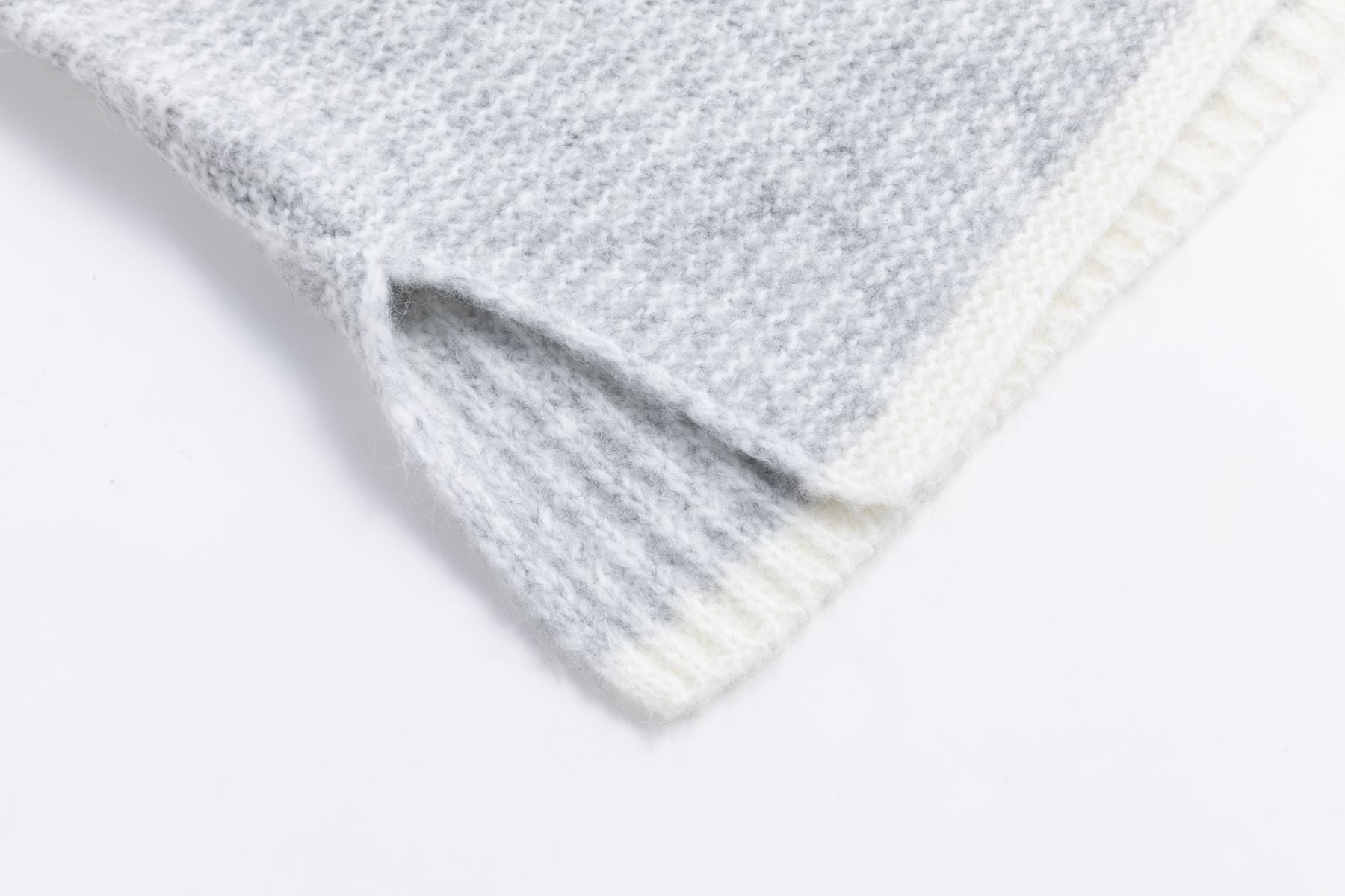 Strickpullover mit Strukturstrick LIGHT GREY