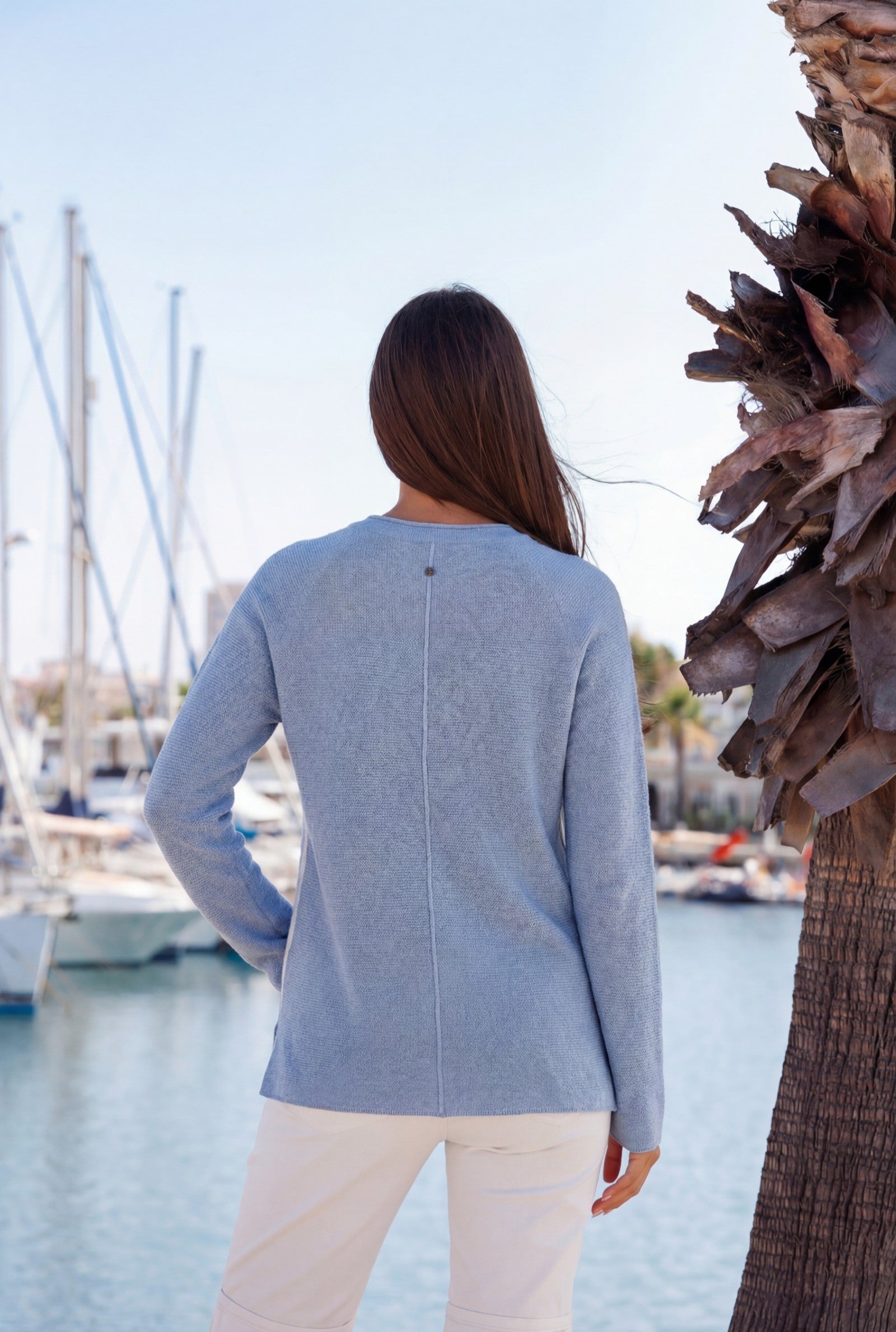 Frischer Raglan Pullover mit Ziernähten und Pendant Detail trendig