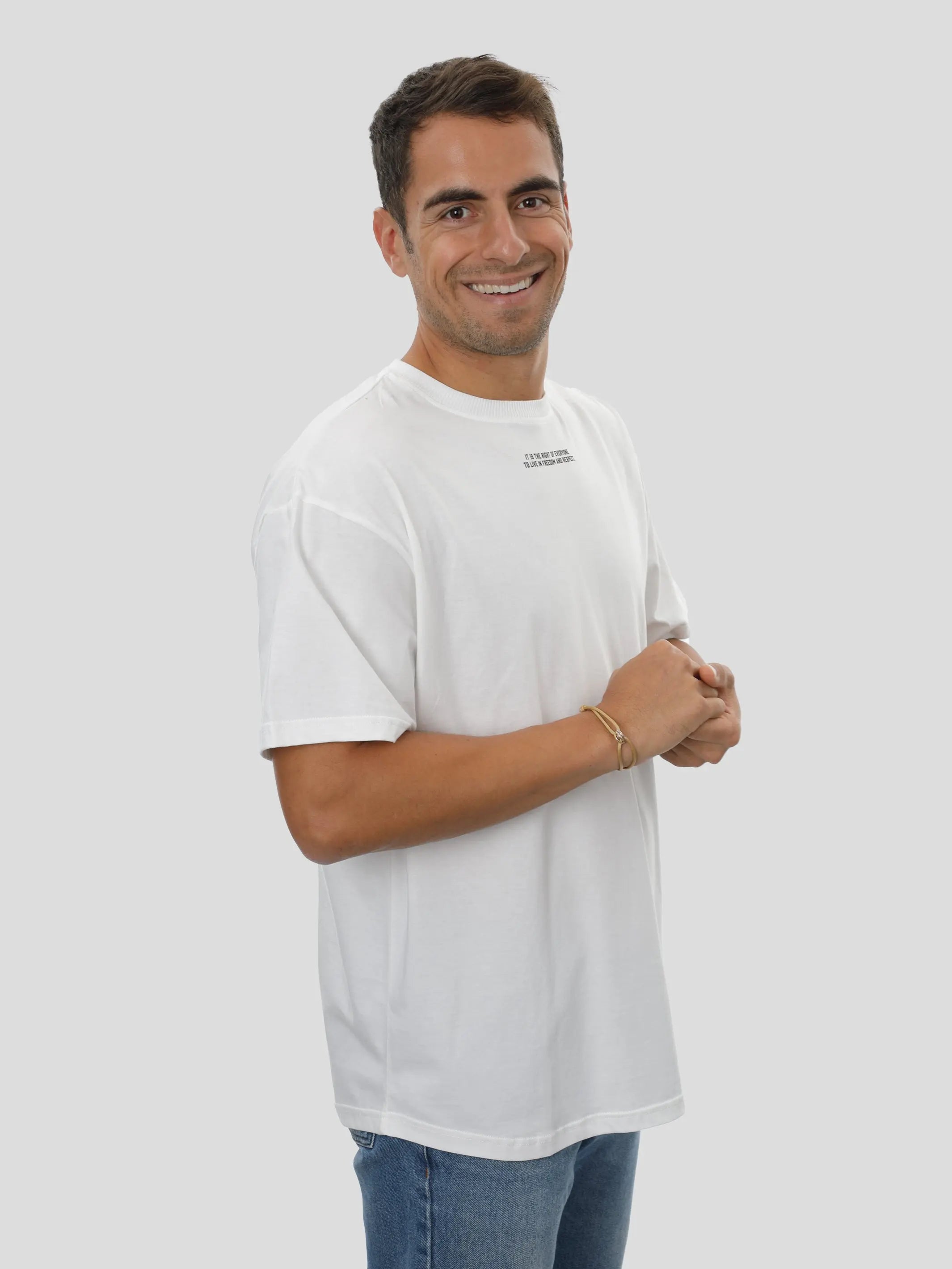 T-Shirt Oversize Unisex in Off-White project eleven