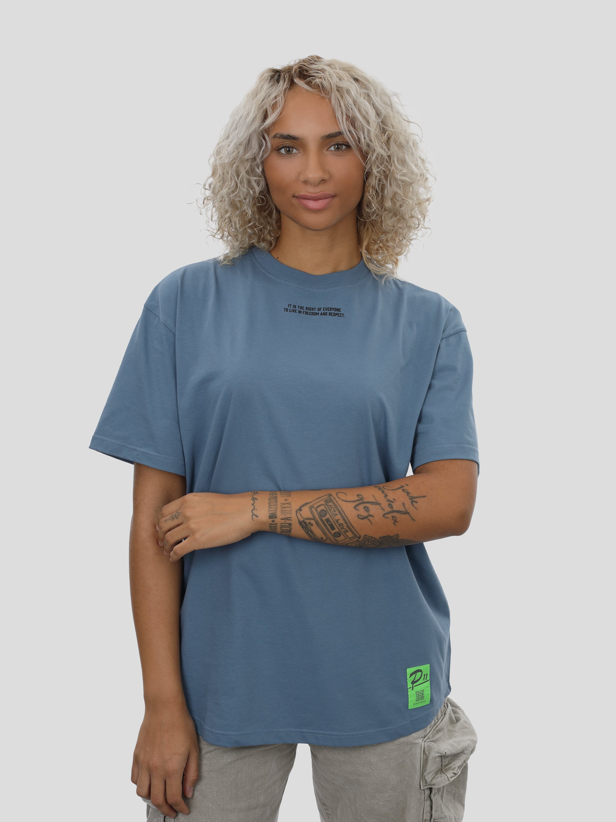 T-Shirt Oversize Unisex in Blau project eleven