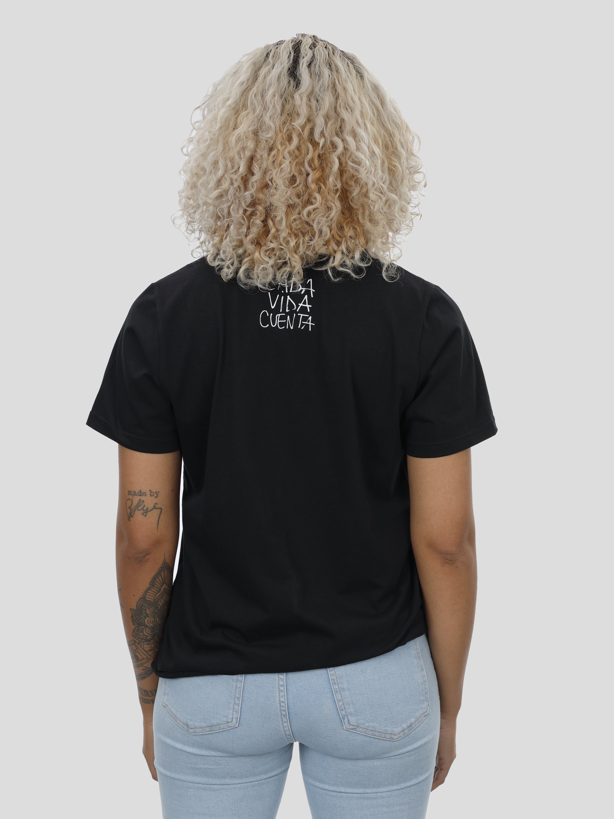P11 T-Shirt Slim Fit Unisex in Schwarz