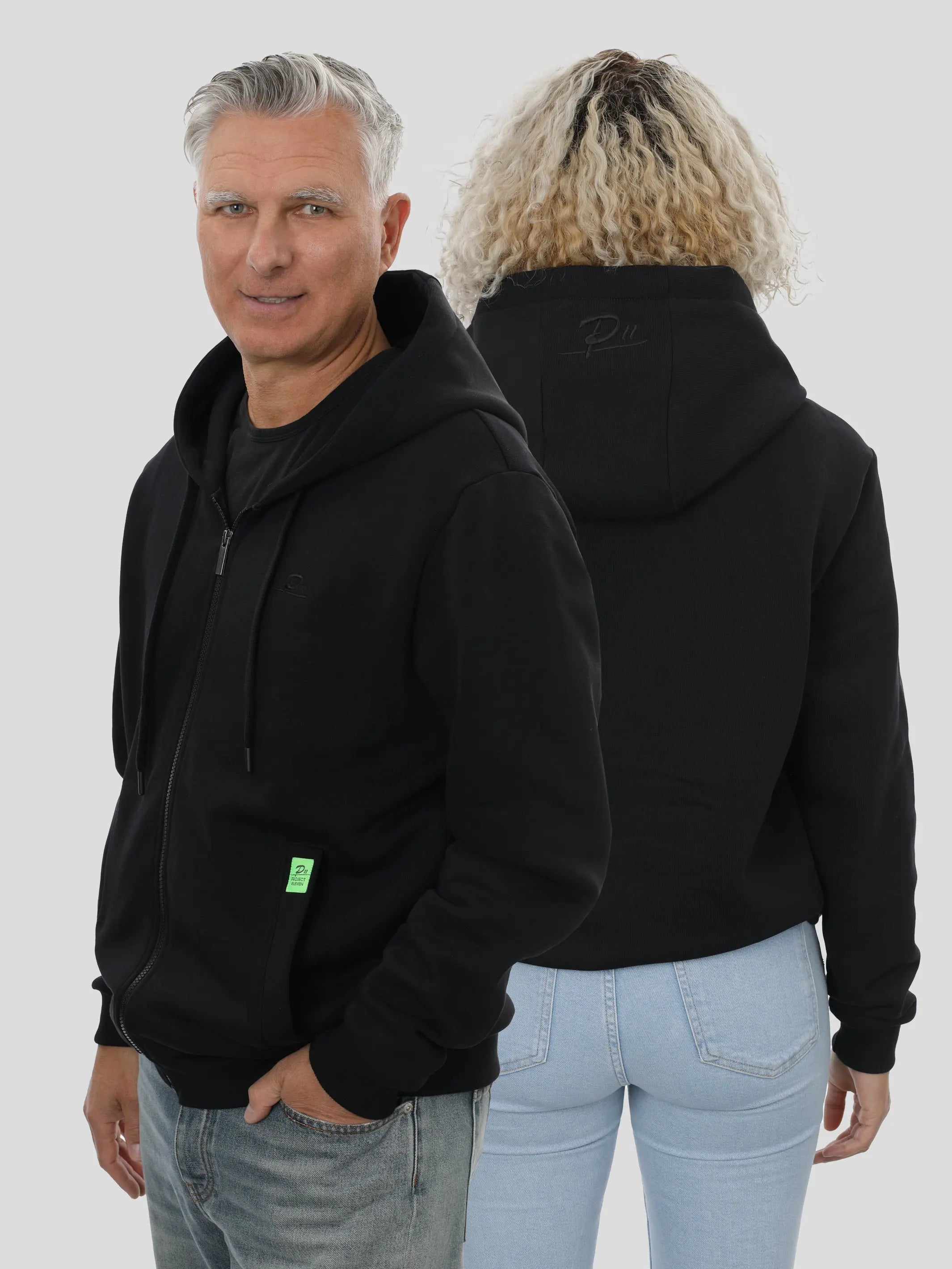 P11 Zip Hoodie Unisex in Schwarz project eleven