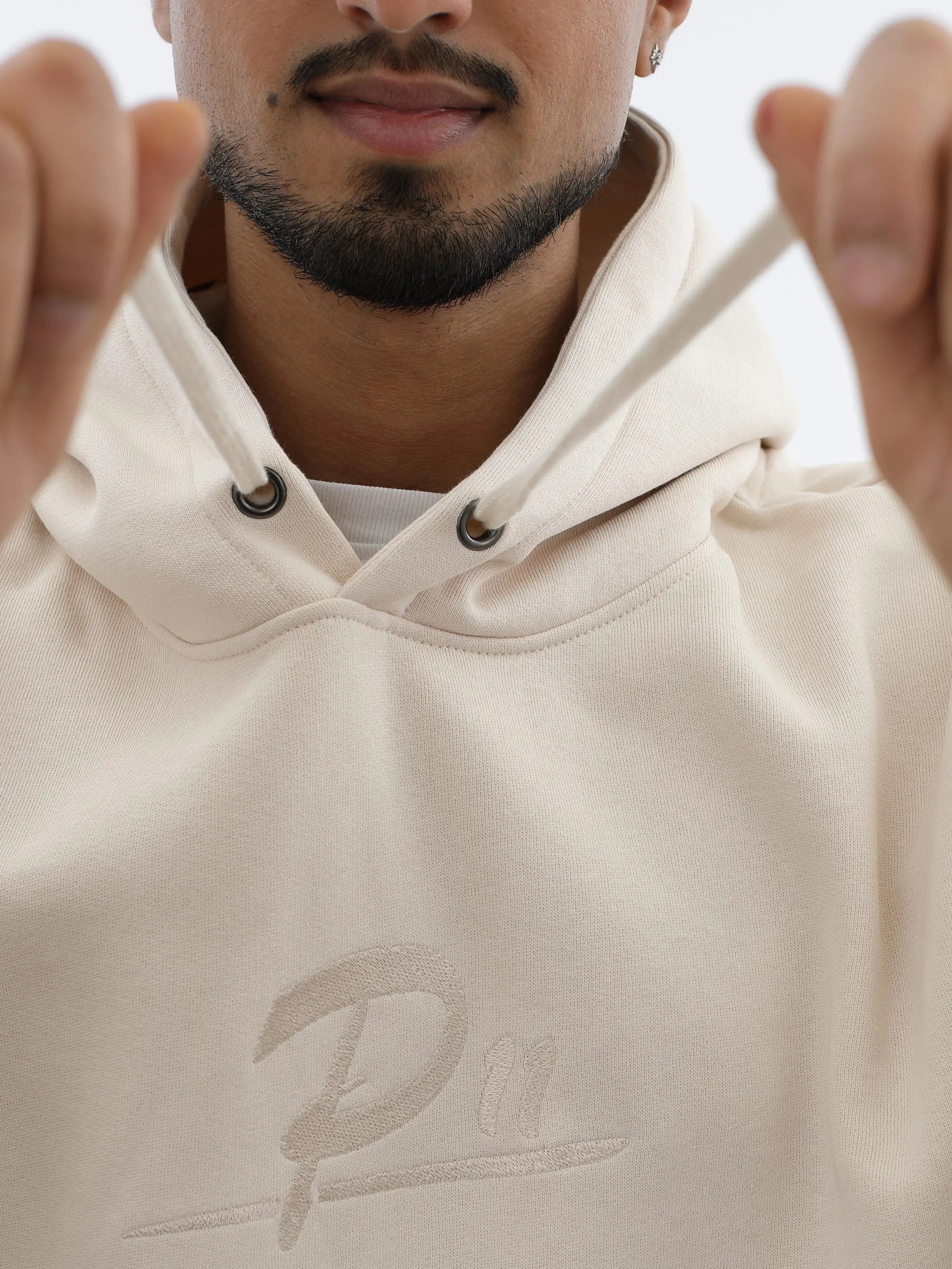 P11 Regular Hoodie Unisex mit großem Stick in Perfectly Pal project eleven