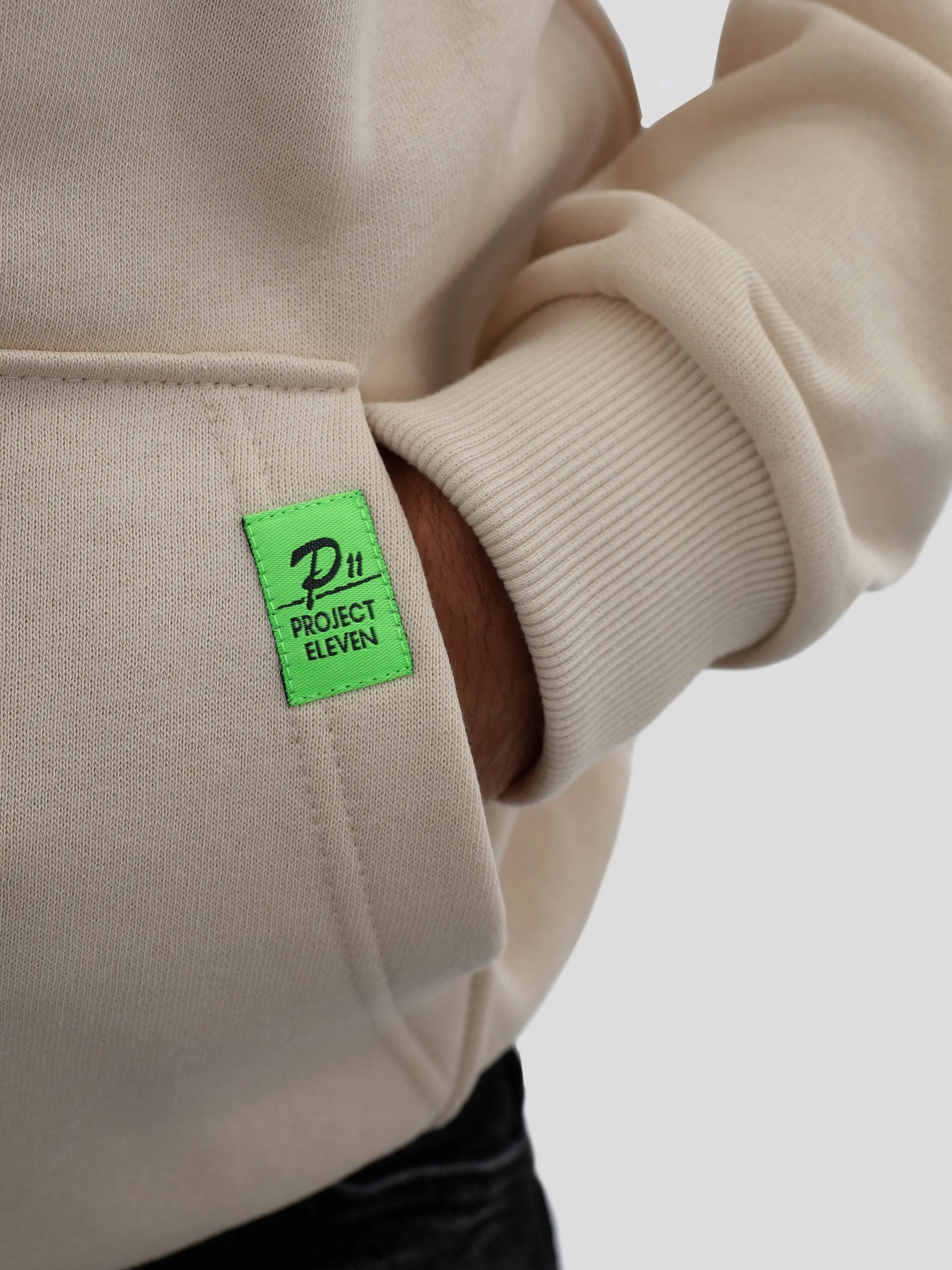 P11 Regular Hoodie Unisex mit großem Stick in Perfectly Pal project eleven