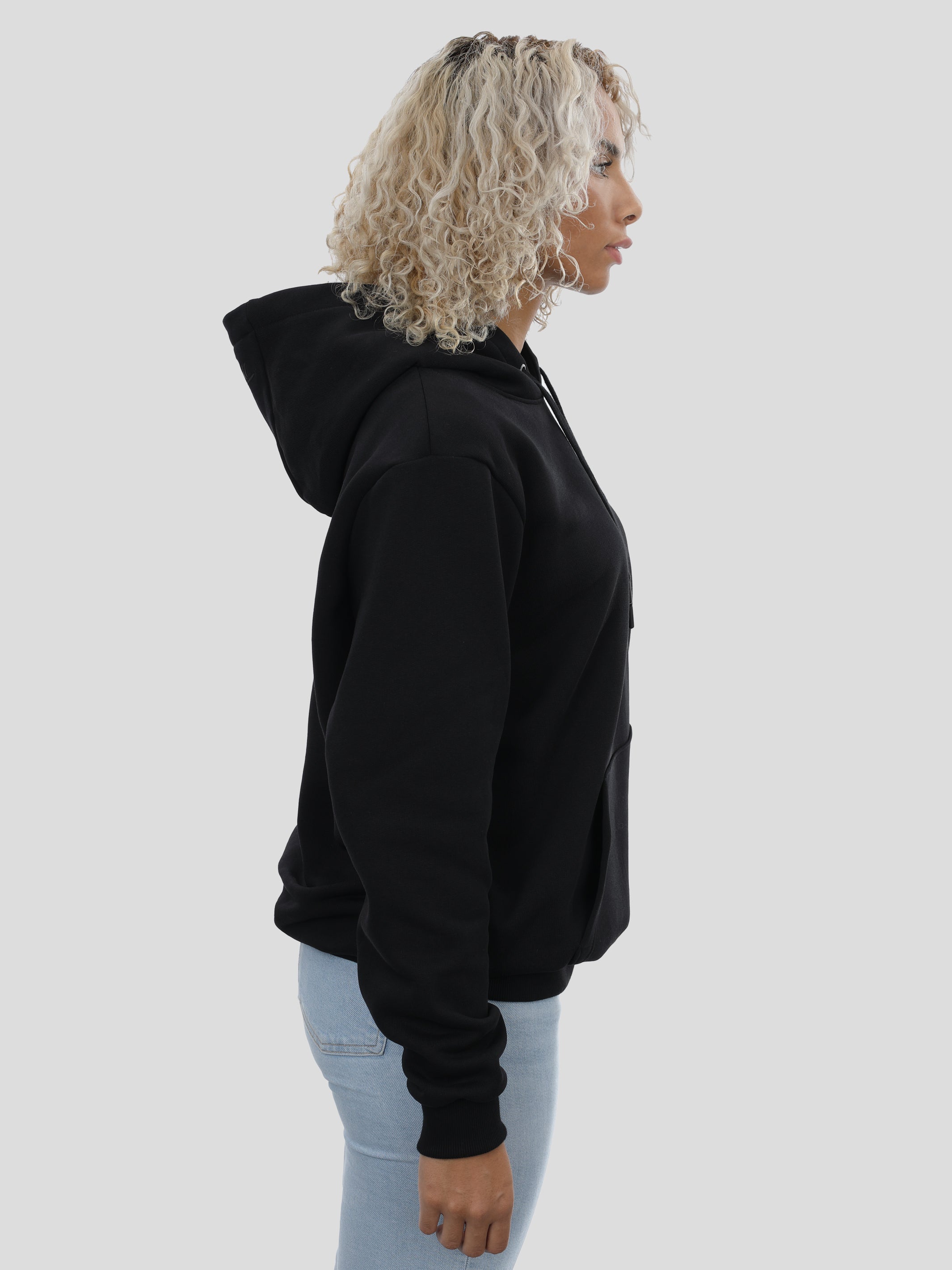 P11 Regular Hoodie Unisexe avec petite broderie en noir