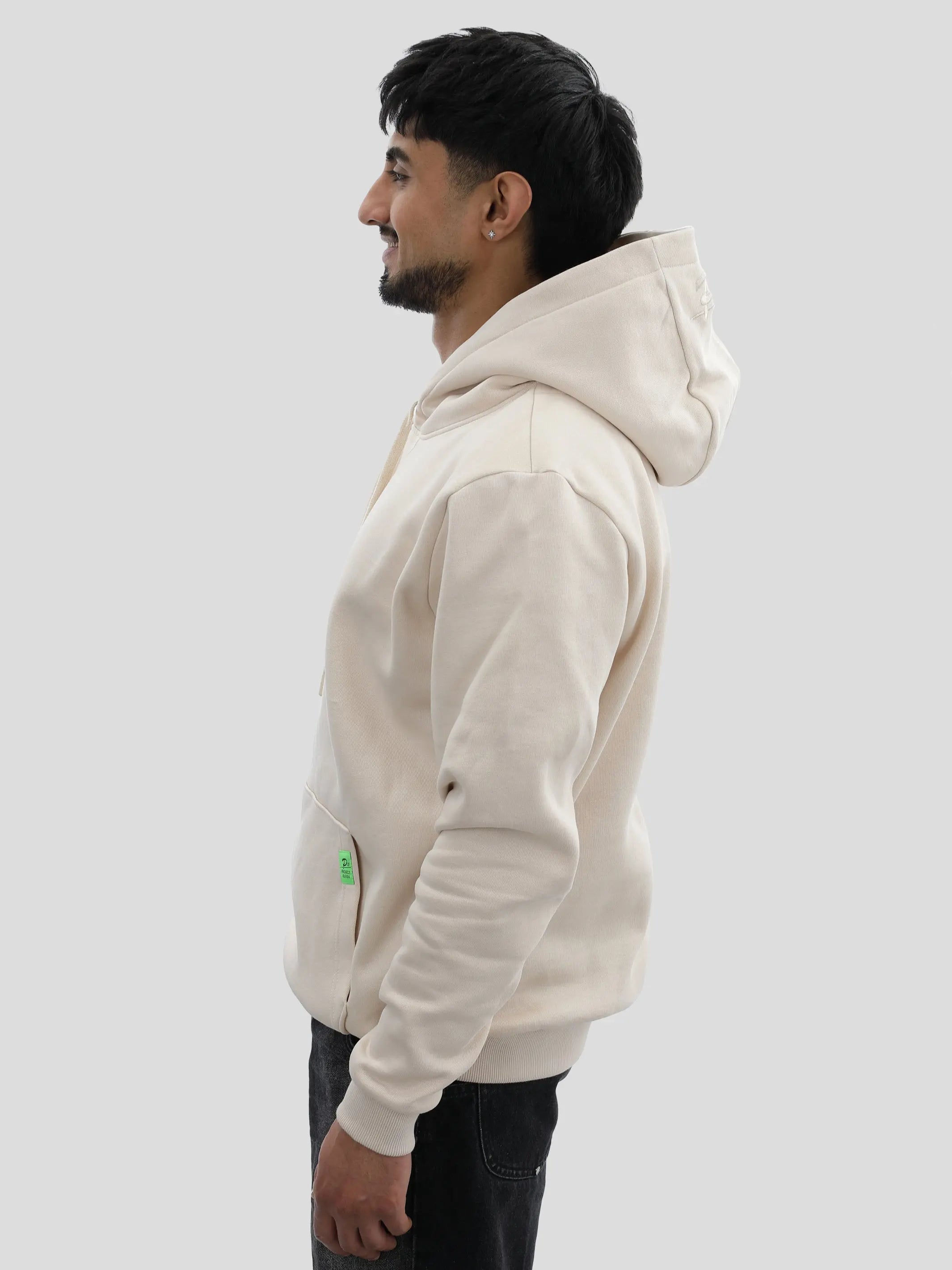 P11 Regular Hoodie Unisex mit kleiner Stickerei in Perfectly Pal project eleven