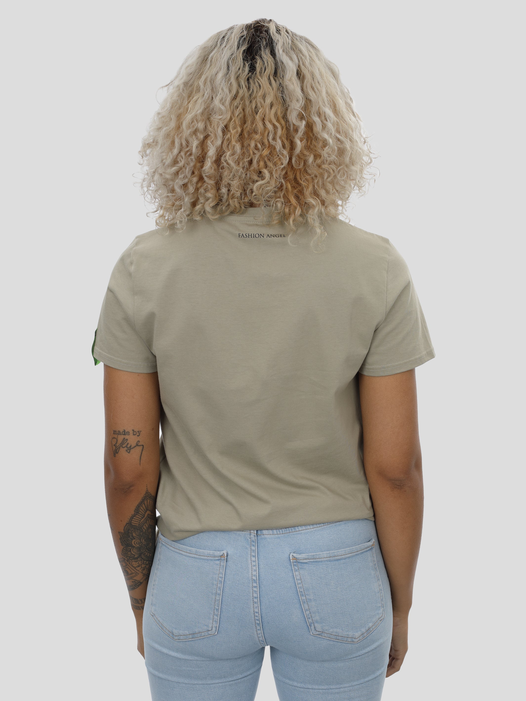 P11 T-Shirt mit Saumschleife und Print in Olive project eleven