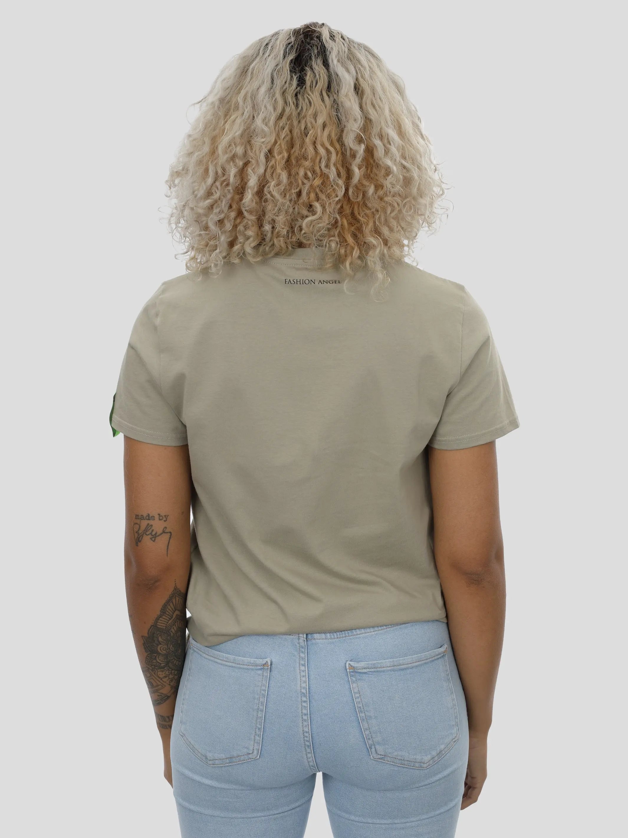 P11 T-Shirt mit Saumschleife und Print in Olive project eleven