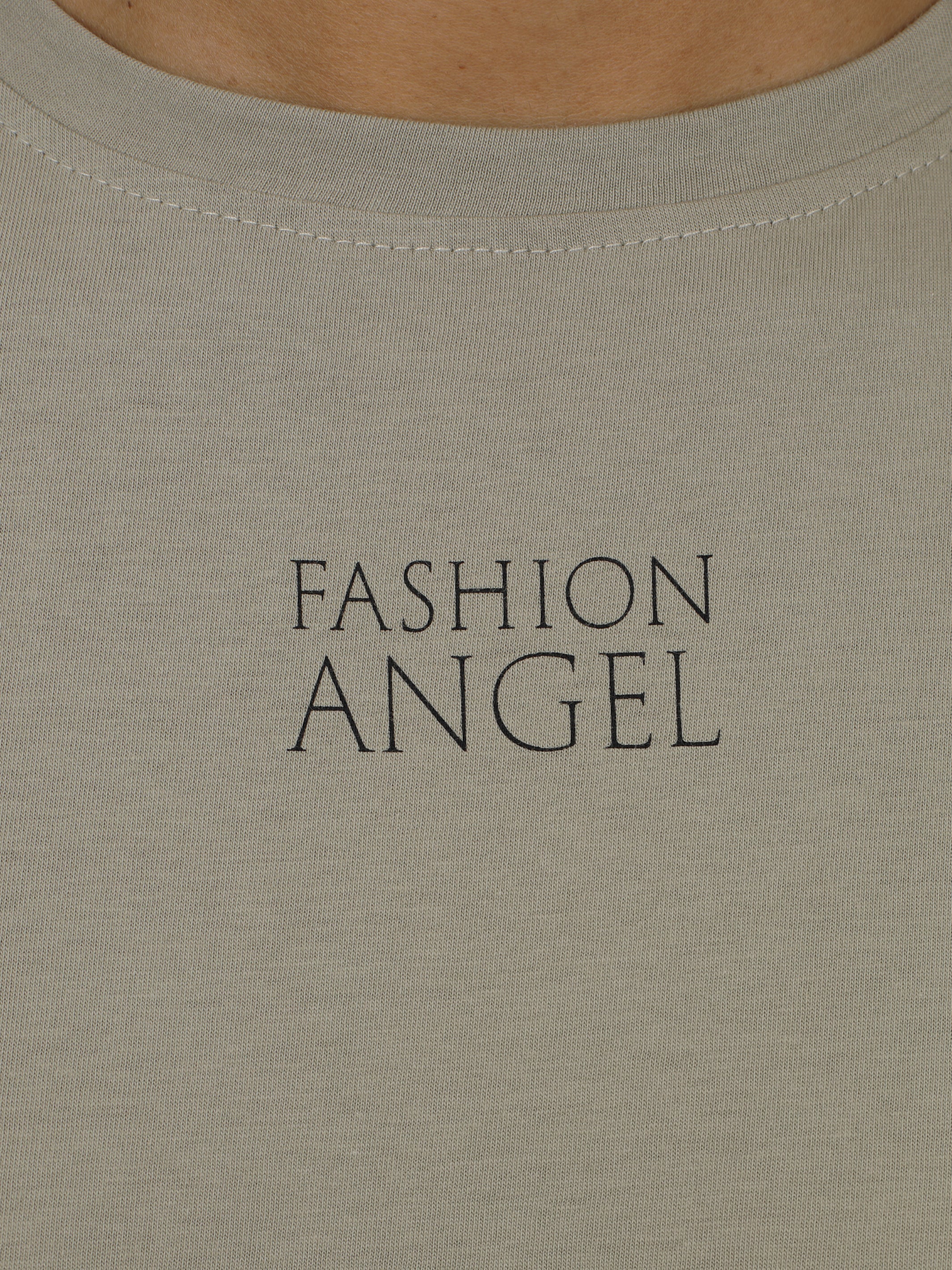 P11 T-Shirt mit Saumschleife und Print in Olive project eleven