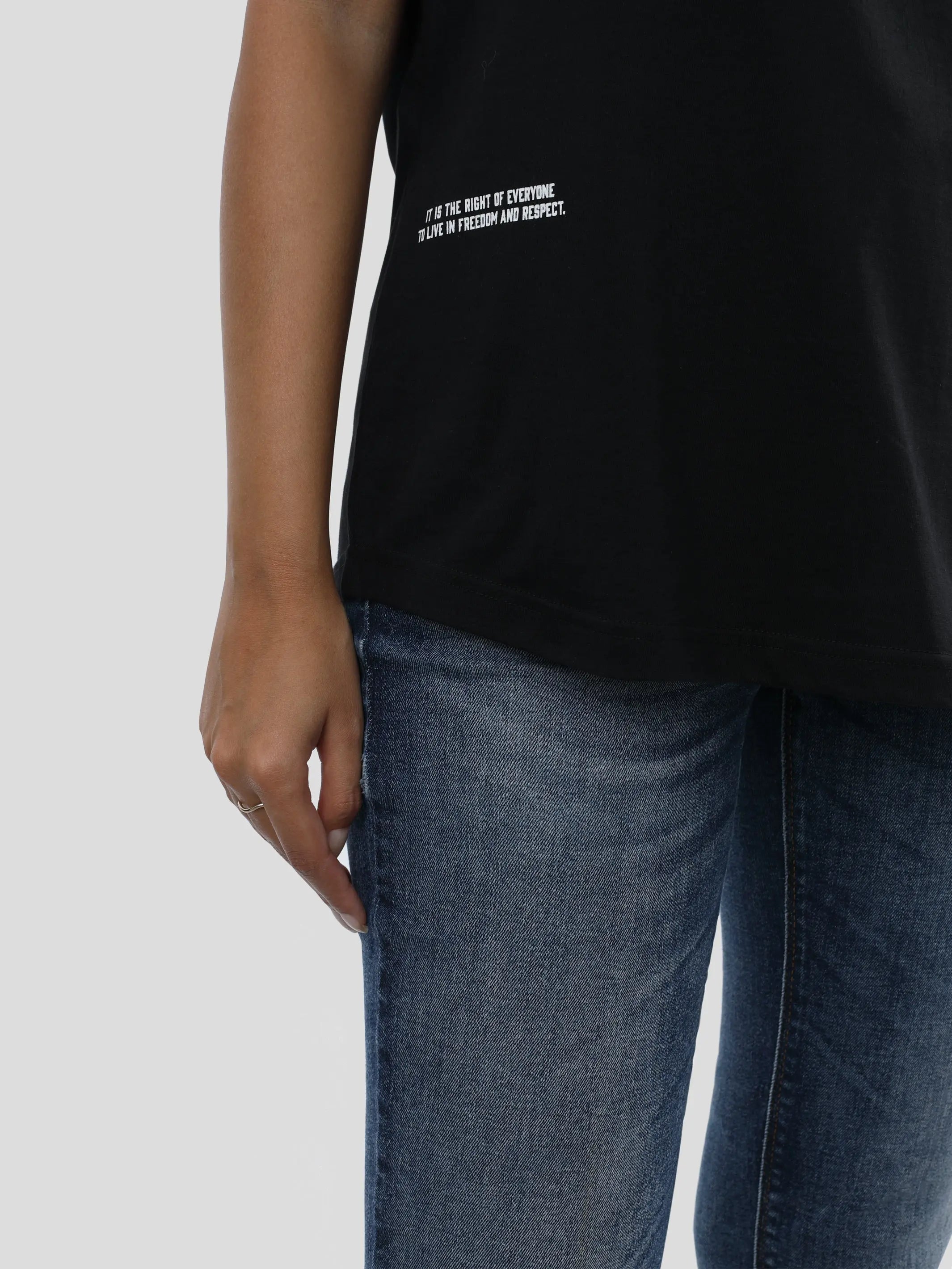 P11 T-Shirt Loose Frauen in Schwarz project eleven