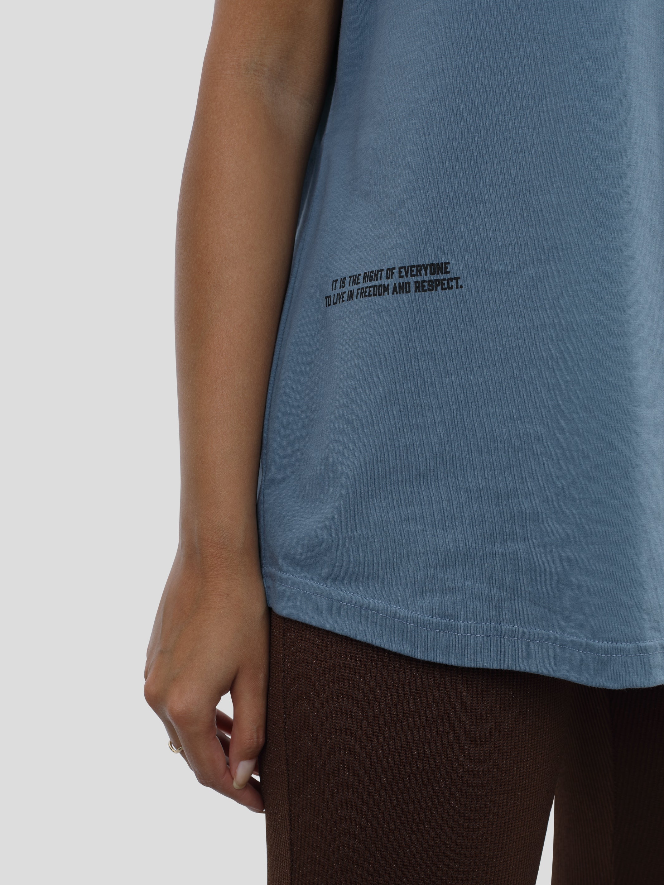 T-Shirt Loose Frauen in Blau project eleven