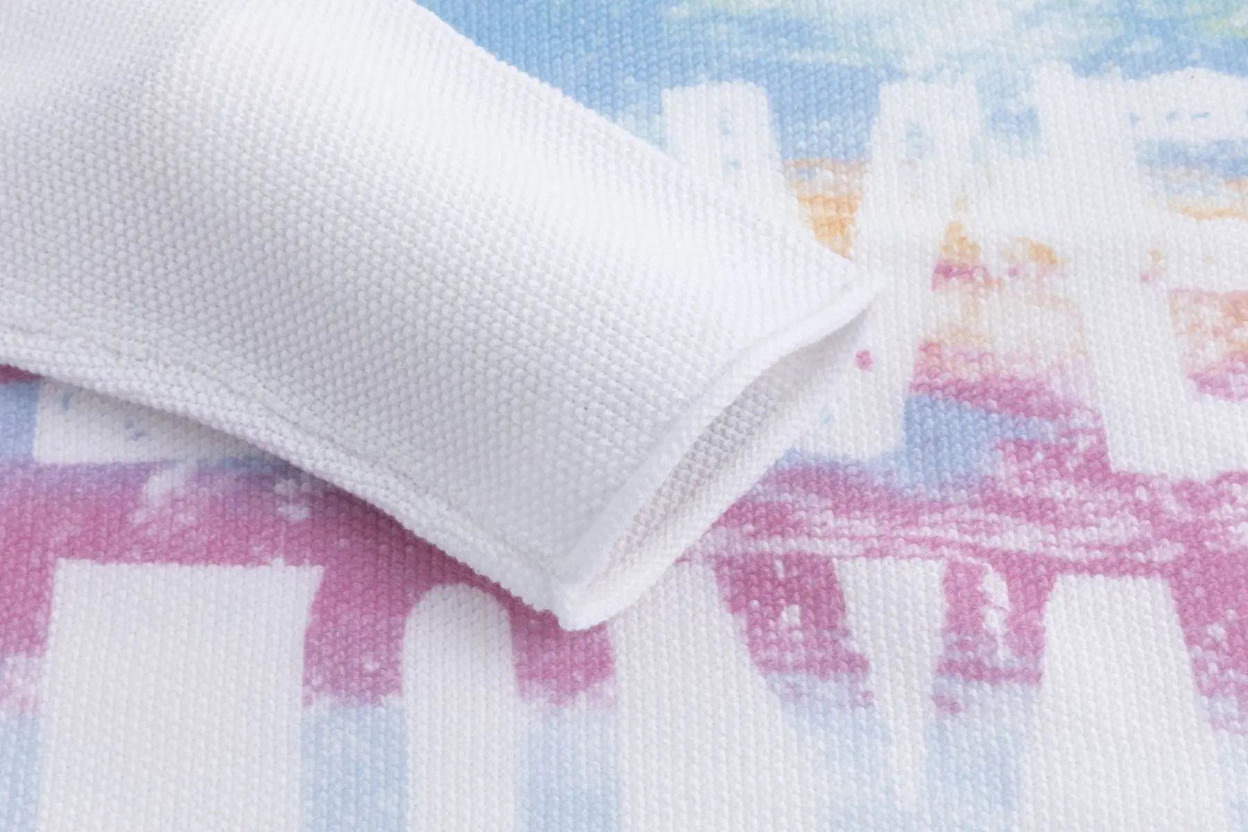 Six-o-Seven Baumwoll-Strickpullover mit "LOVE"-Print in WHITE six-o-seven