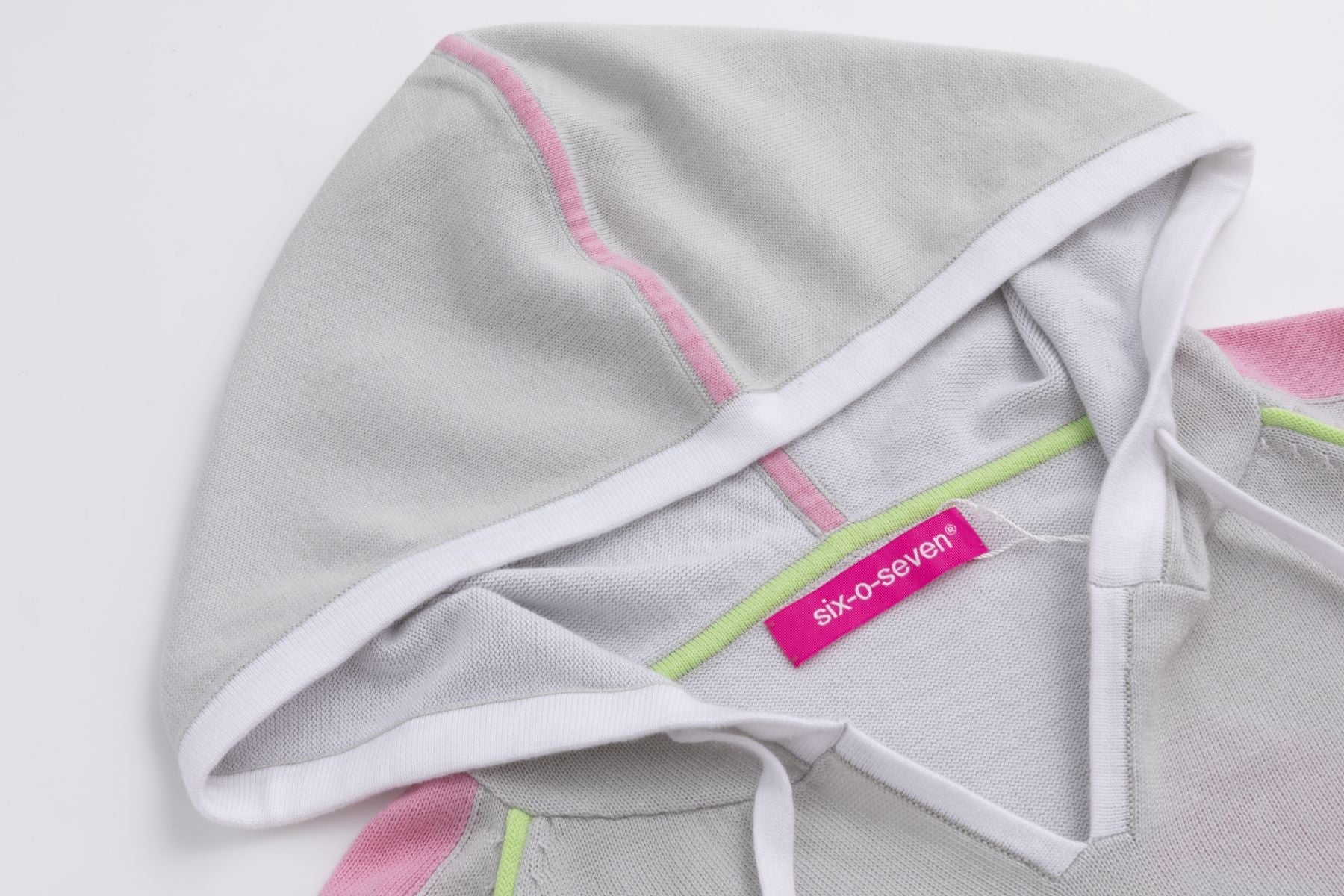 Six-o-Seven Baumwoll Strickhoodie STONE six-o-seven