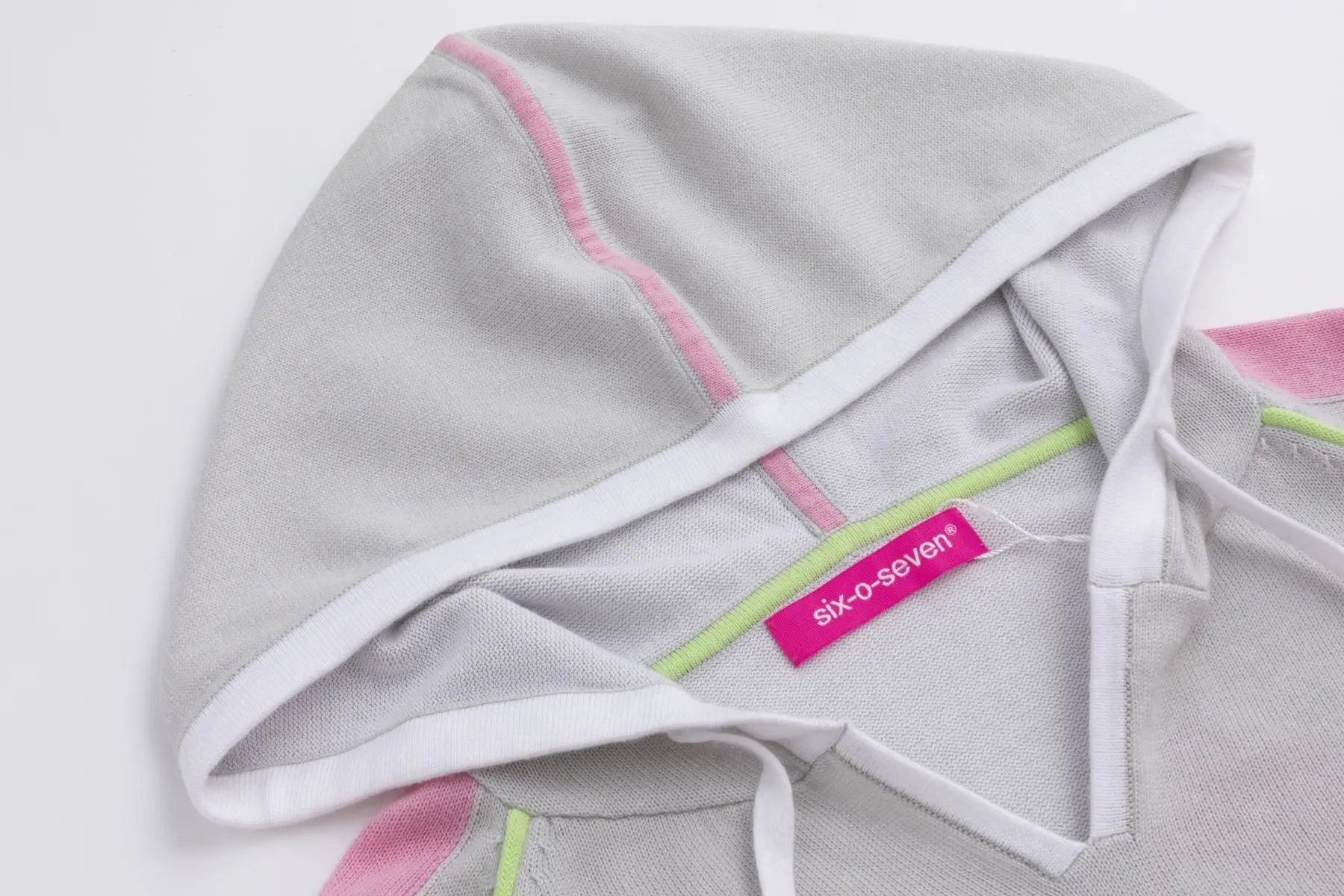 Six-o-Seven Baumwoll Strickhoodie STONE six-o-seven