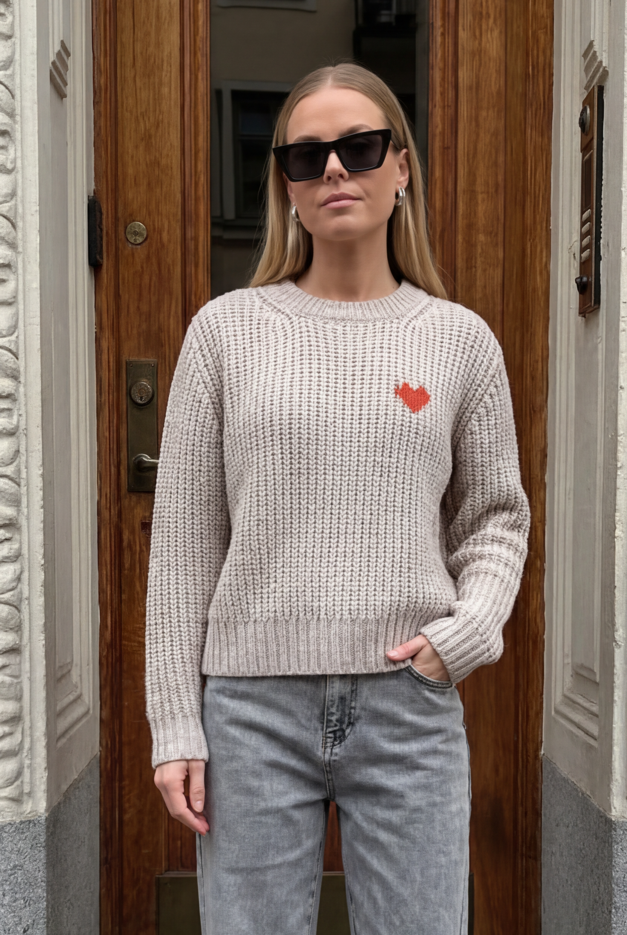 Women's Chunky Knit Sweater Beige with Heart Motif, Casual Spring Look