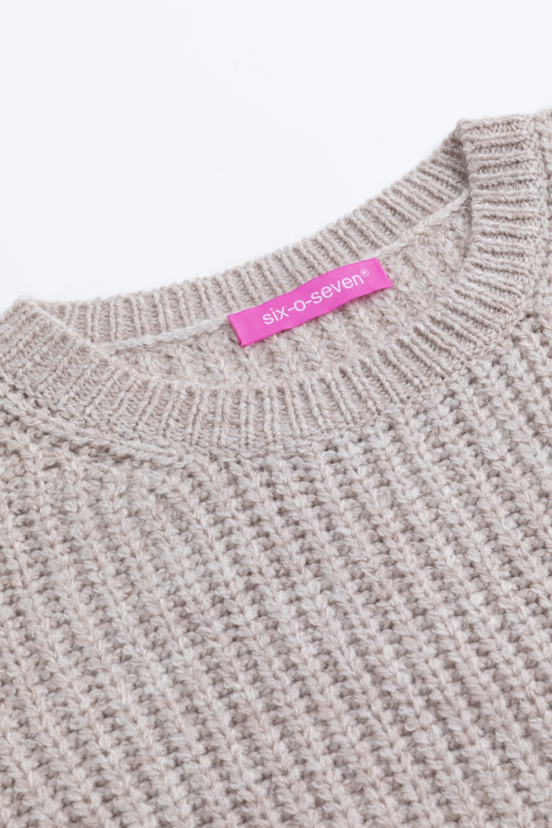 Valentine chunky knit sweater with heart motif Beige six-o-seven
