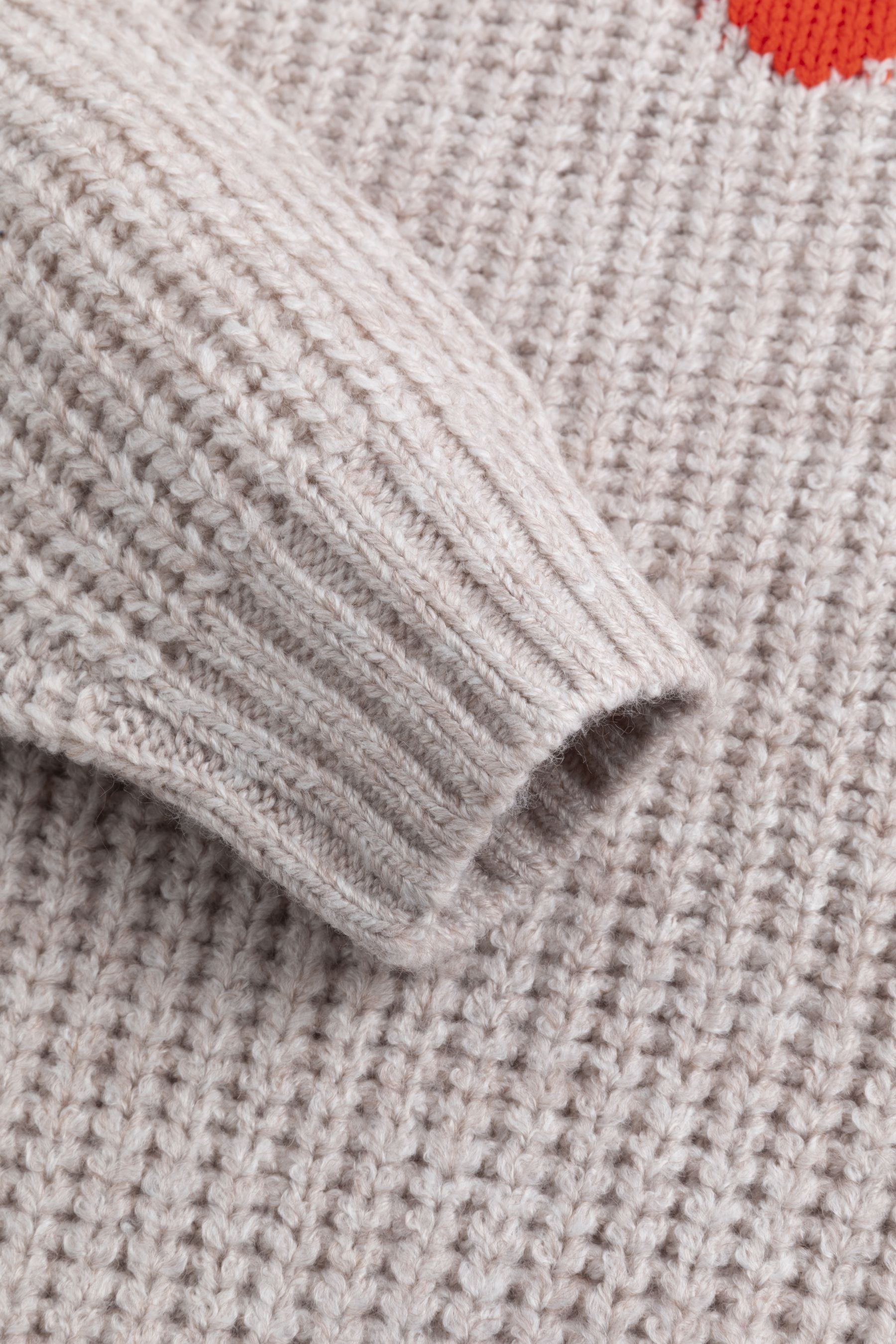 Valentine chunky knit sweater with heart motif Beige six-o-seven