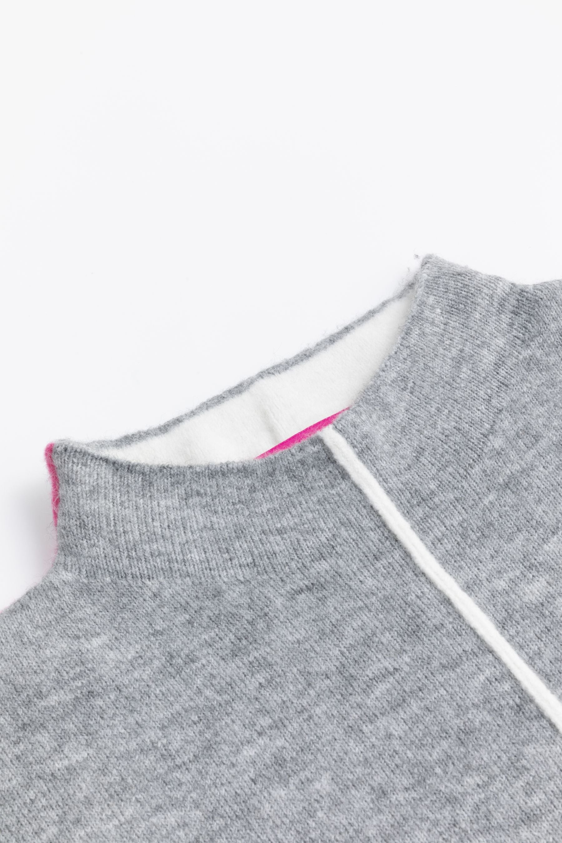 Six-o-Seven Eleganter Stehkragenpullover aus Wolle in Light Grey six-o-seven