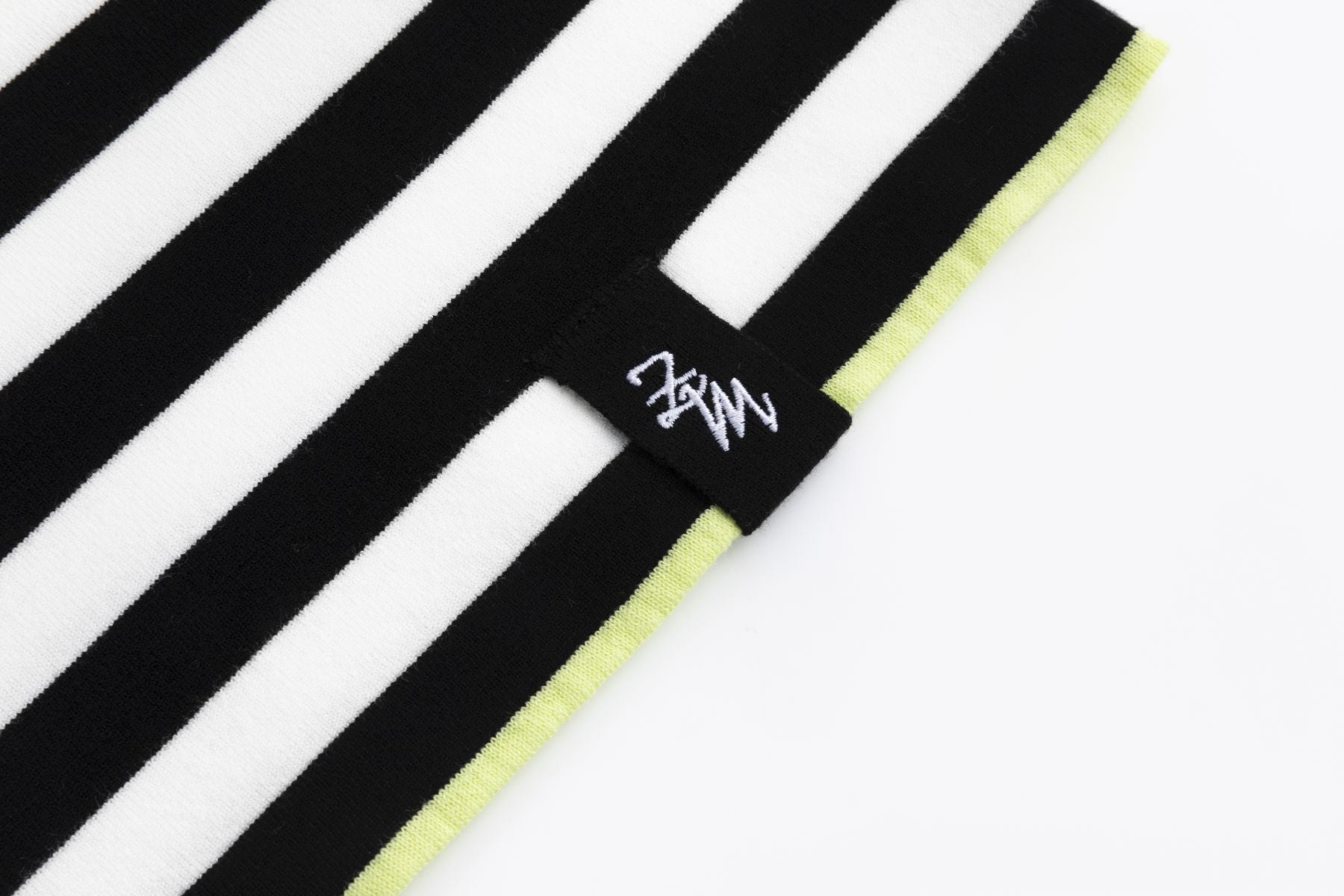 Strickpullover gestreift BLACK Zaubermond