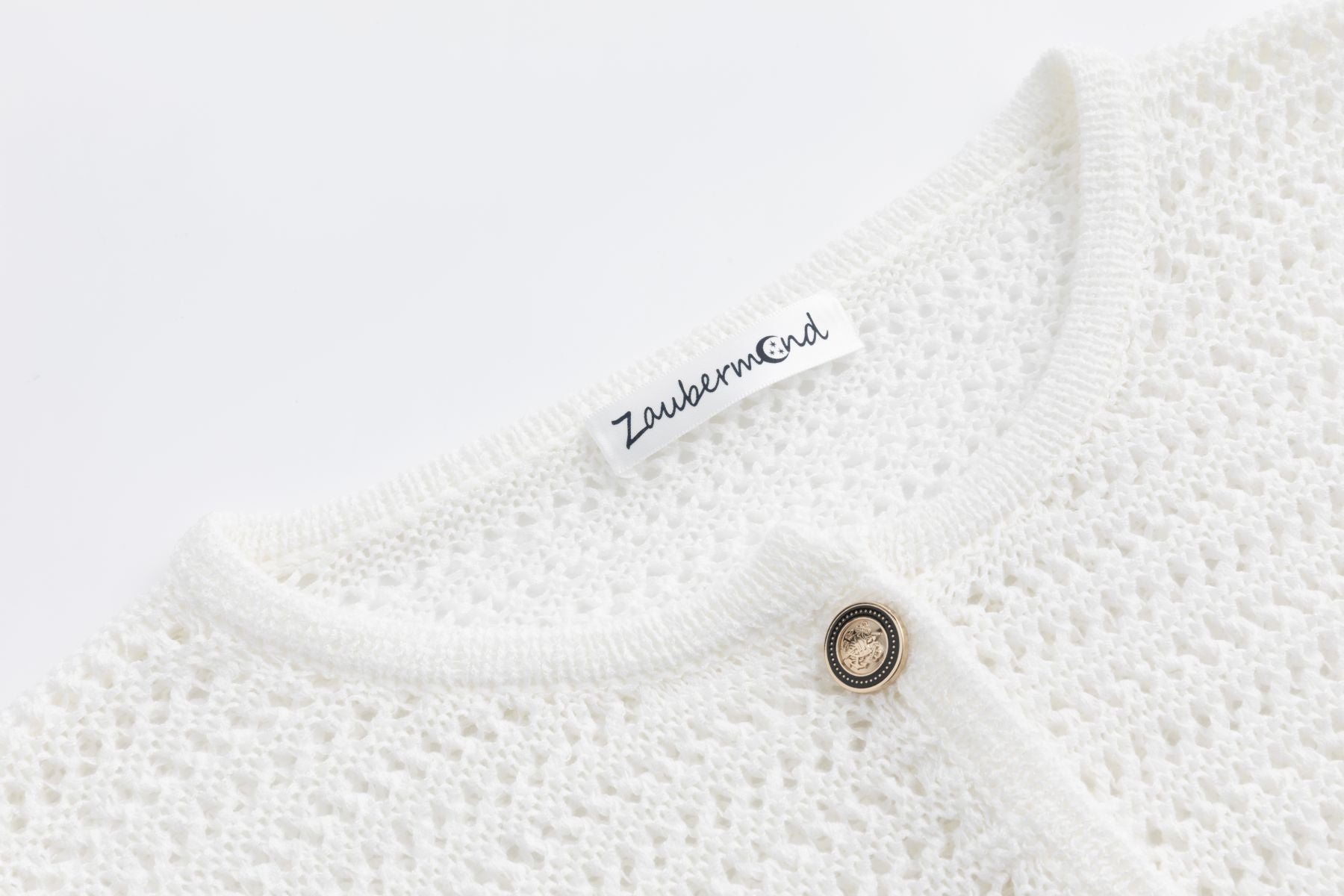 Häckel-Strickjacke WHITE Zaubermond