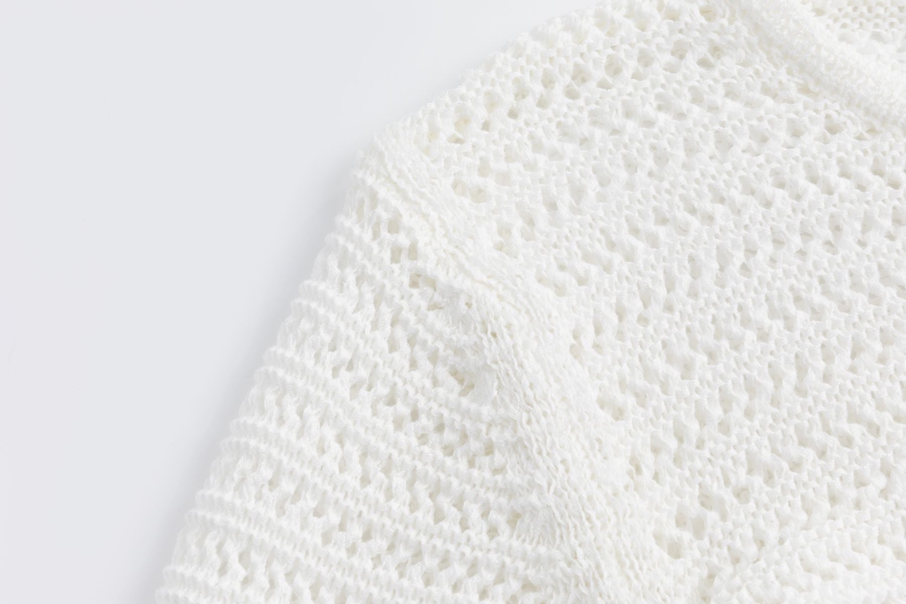 Häckel-Strickjacke WHITE Zaubermond